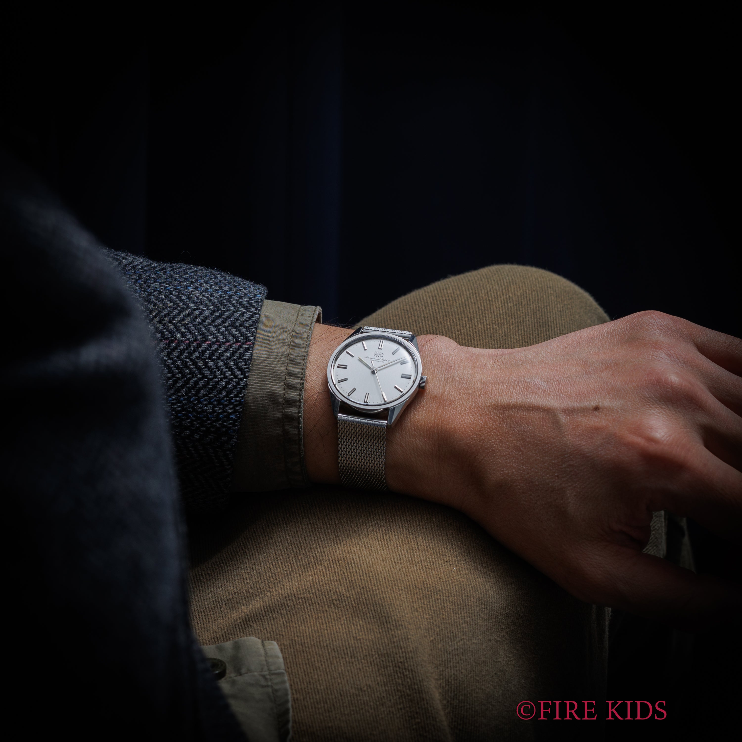 IWC ラウンド 1970年製(昭和45年製) Cal.89 手巻き オールドインター R810 純正メッシュブレス付