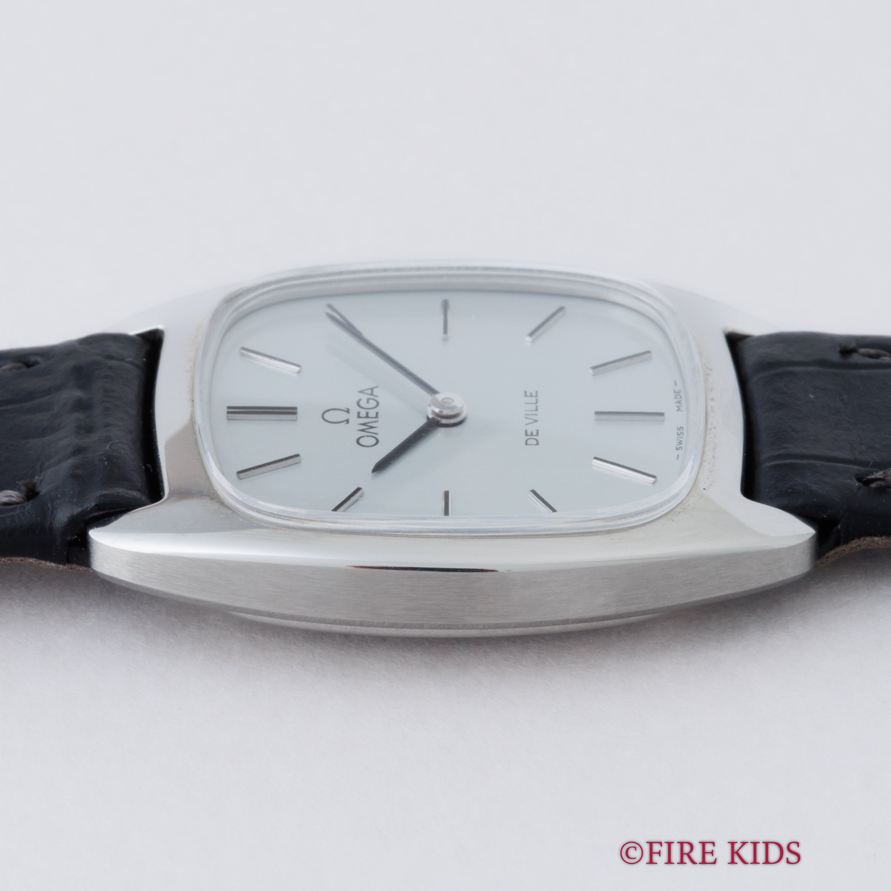 オメガ Ref.511 0531 デヴィル ボーイズサイズ 1978年製 手巻き 箱、純正尾錠付き