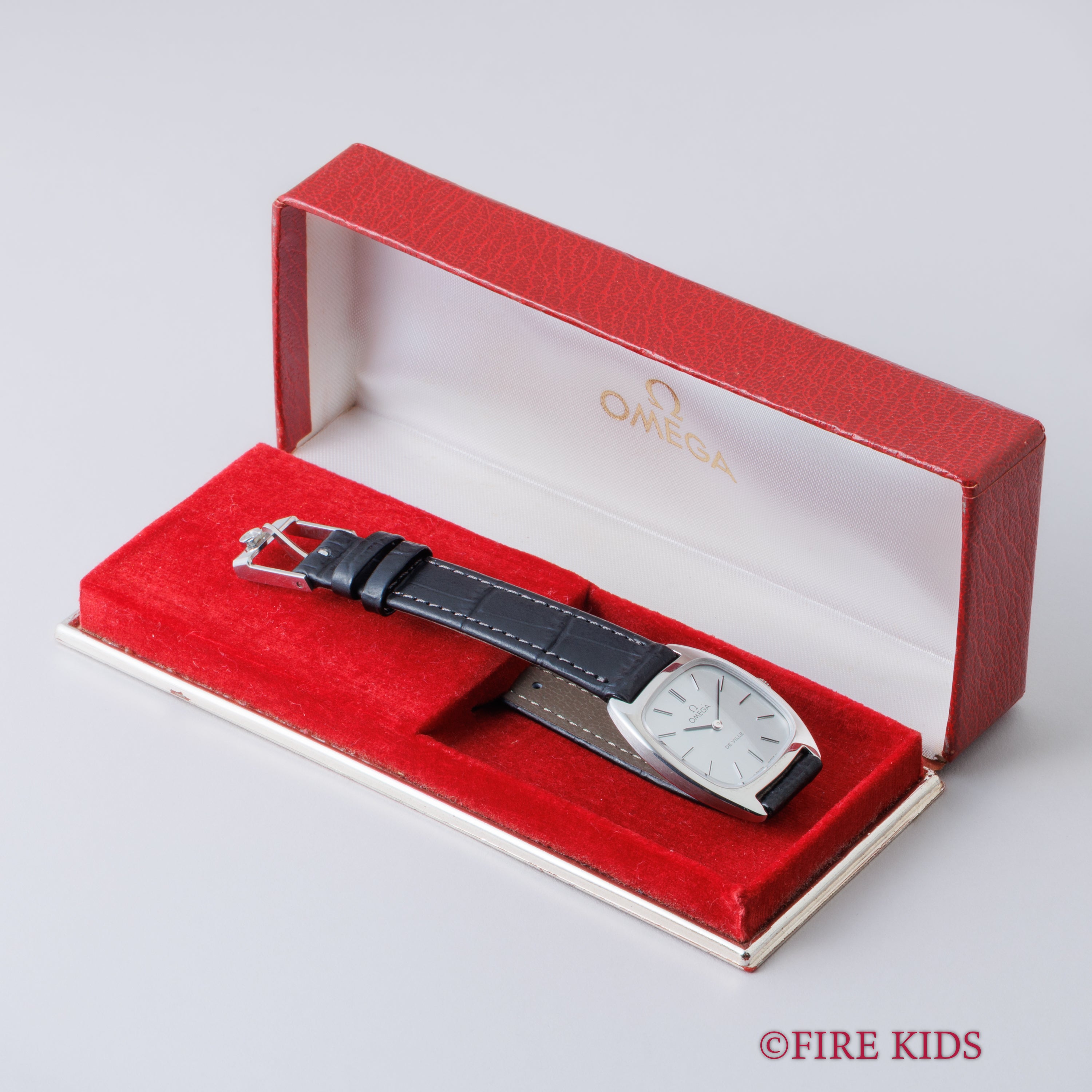 オメガ Ref.511 0531 デヴィル ボーイズサイズ 1978年製 手巻き 箱、純正尾錠付き