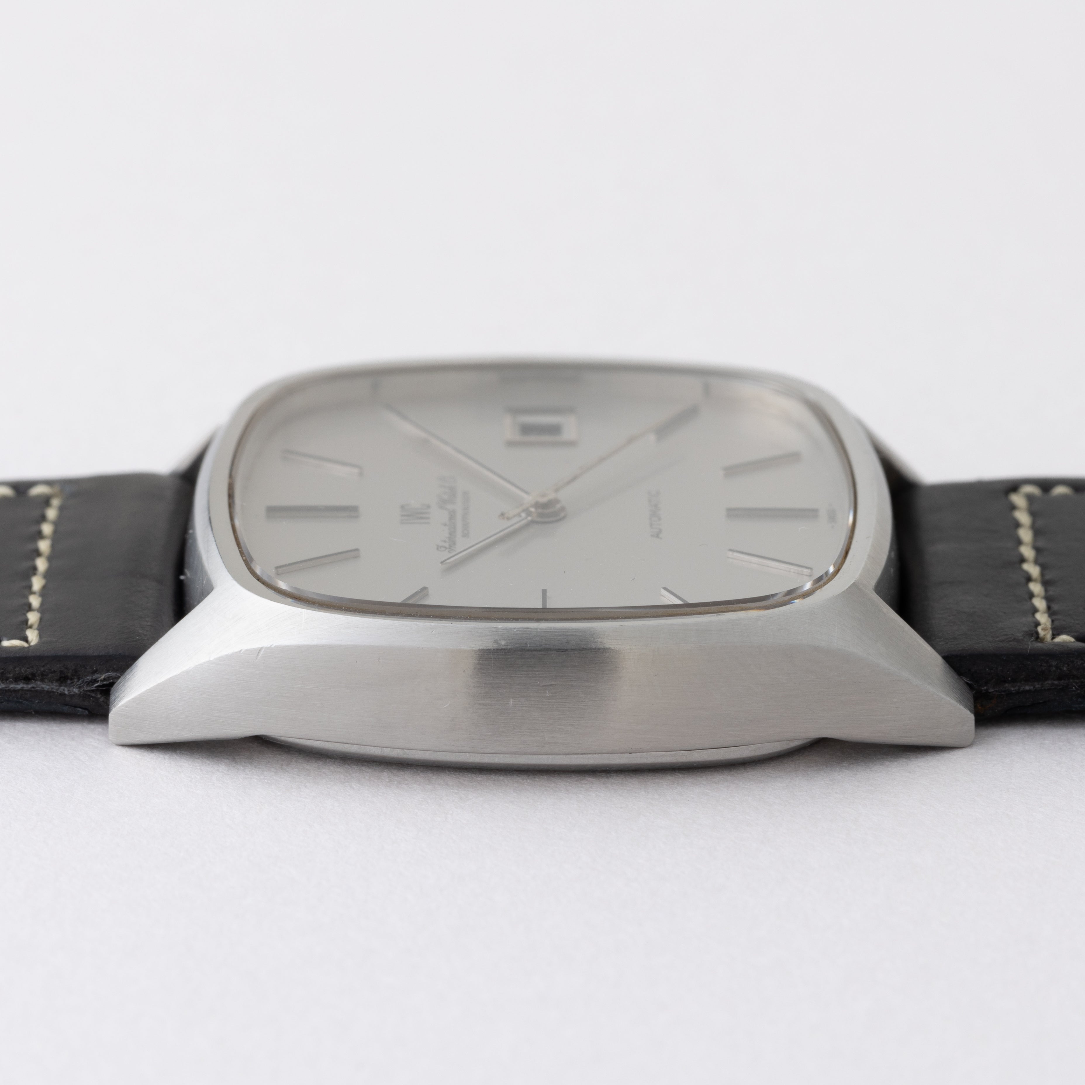 IWC スクエアケース 1978年製 オート Ref.582.379 ルクルトムーブ Cal.3254