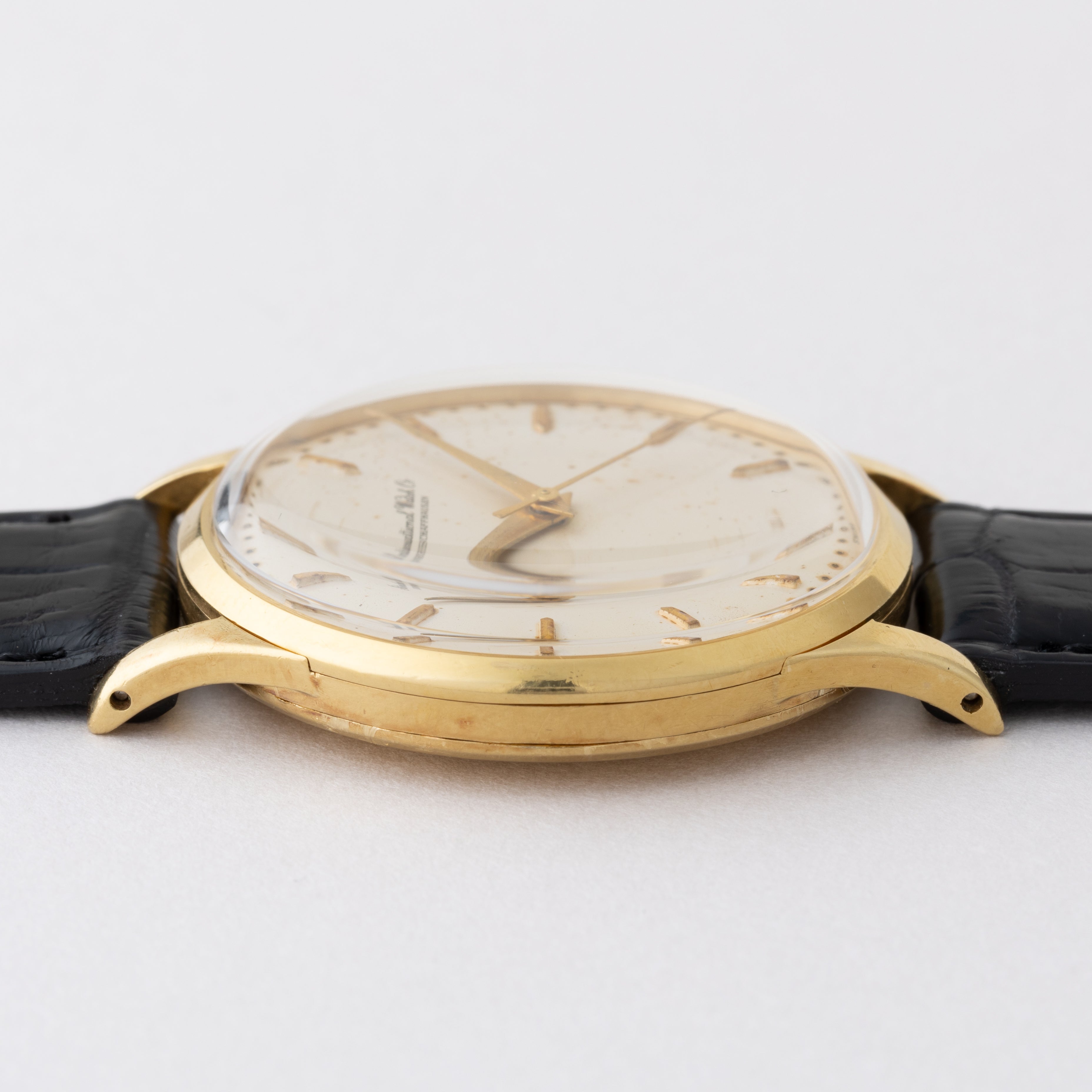 IWC 18金無垢ラウンドケース 1959年製 Cal.89 手巻き オールドインター