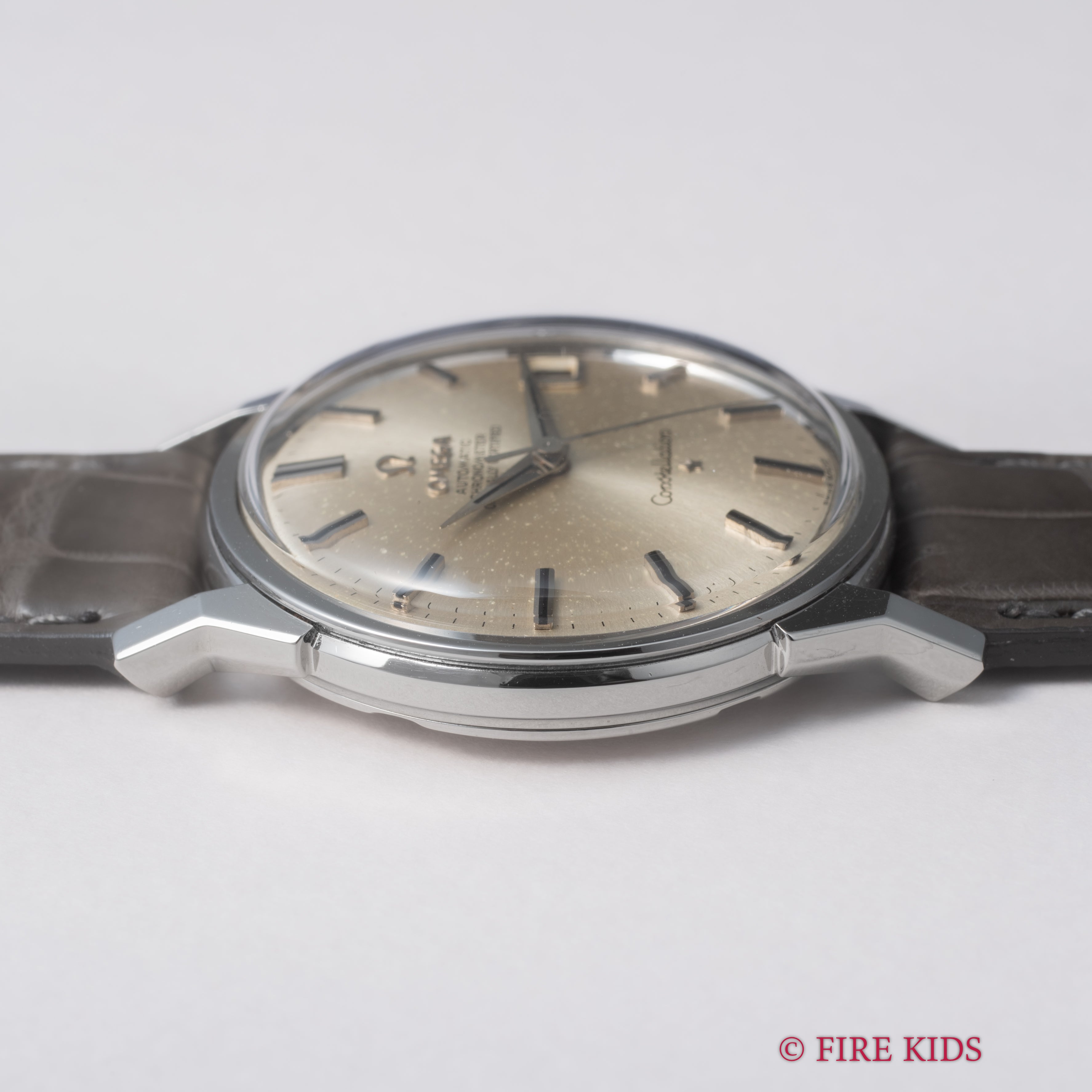 オメガ コンステレーション 1963年製 Ref.168.005 シルバーダイヤル 自動巻クロノメーター