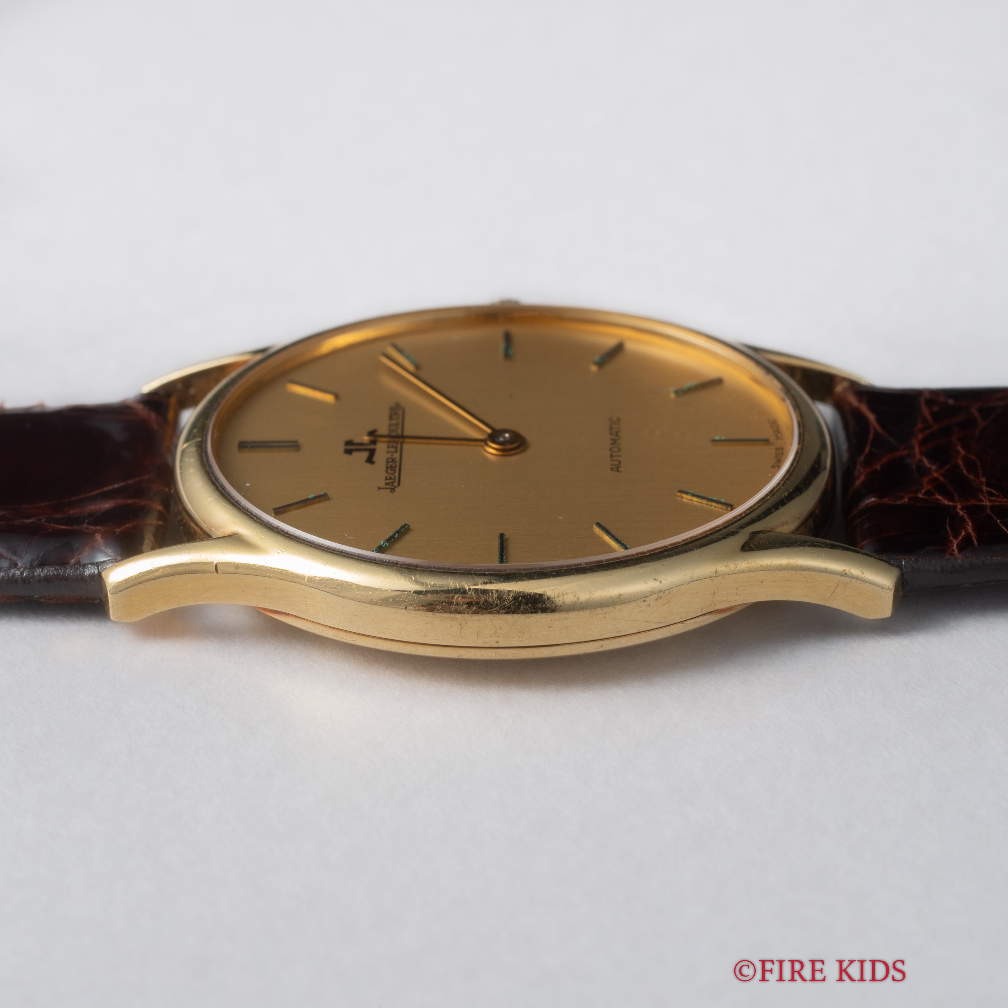 ジャガー・ルクルト ヴォーグ 18金無垢オーバルケース 1970年代製 薄型自動巻 Cal.900