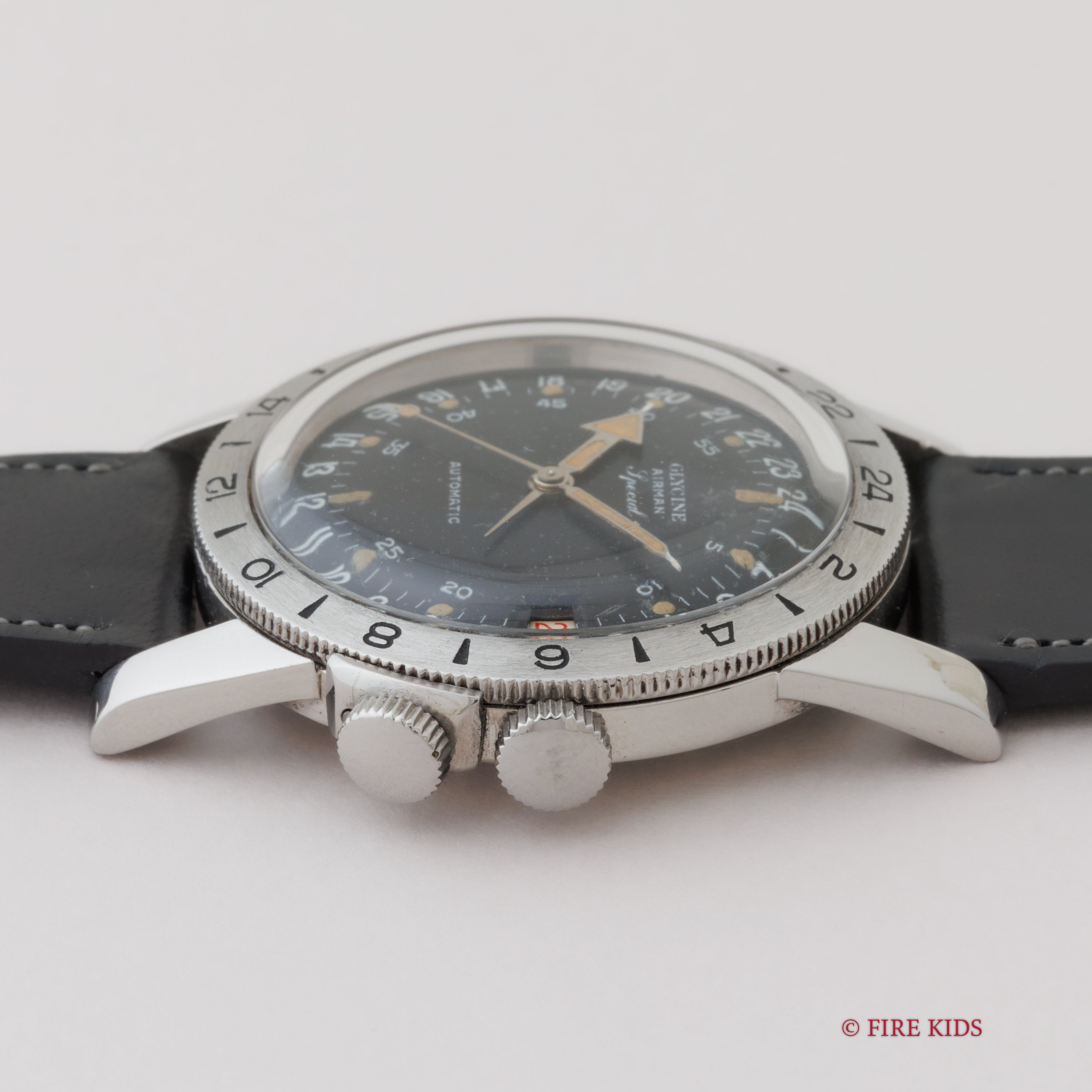 グリシン エアマン スペシャル 24時間時計 1960年代製 秒針規制装置 赤カレンダー パイロットウォッチ