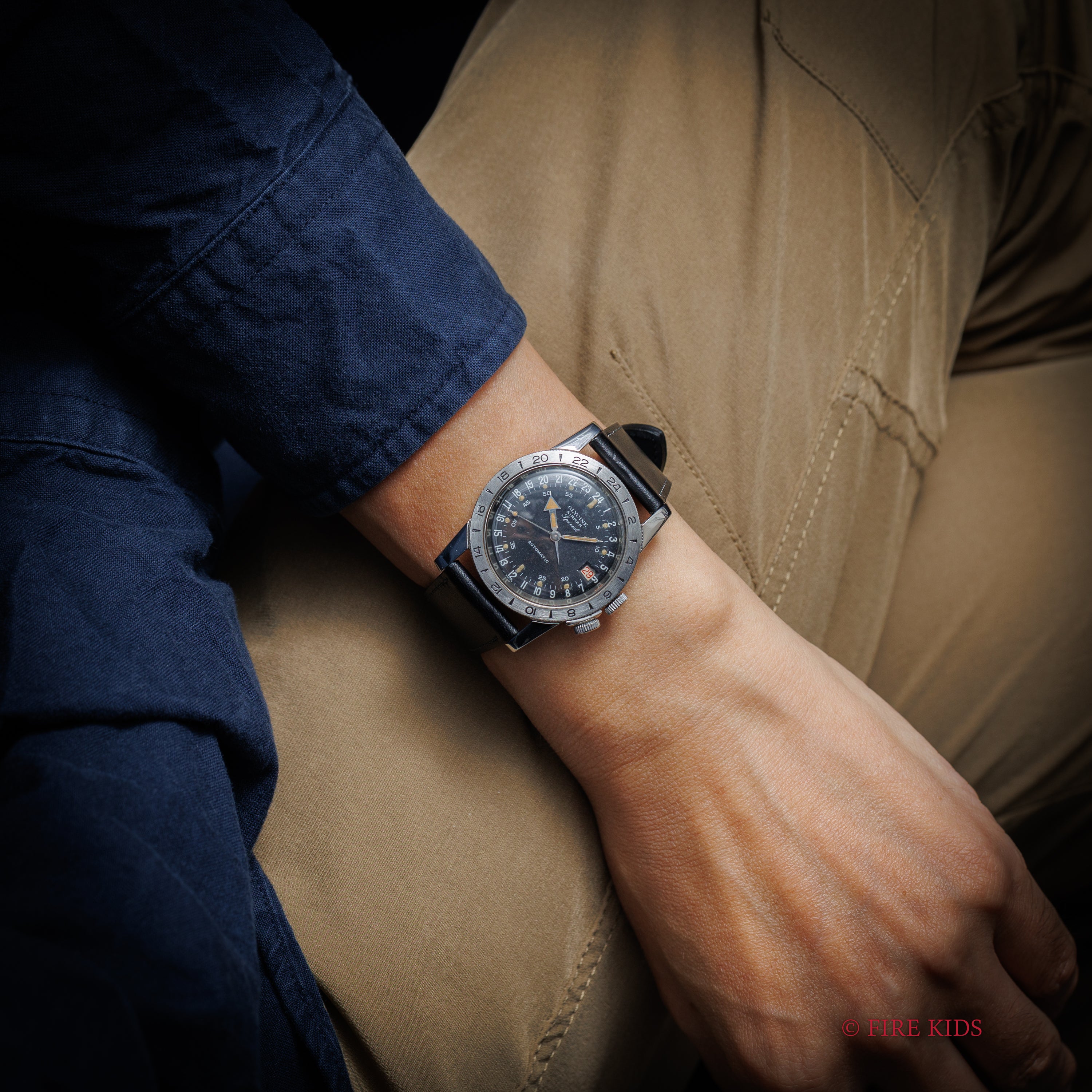 グリシン エアマン スペシャル 24時間時計 1960年代製 秒針規制装置 赤カレンダー パイロットウォッチ