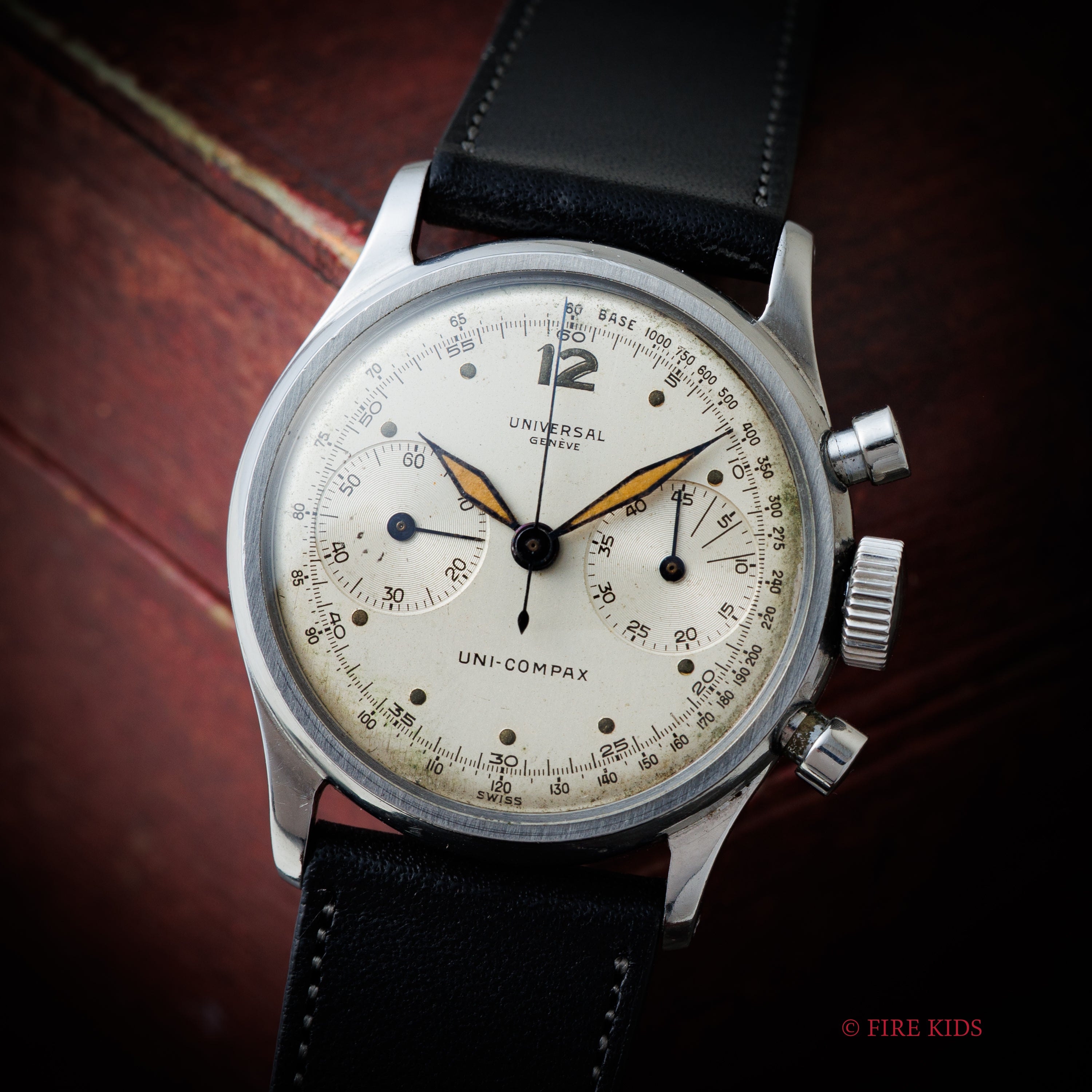 ユニバーサルジュネーブ ユニバーサル・ジュネーブ ユニコンパックス 1940年代製 手巻 Cal.285