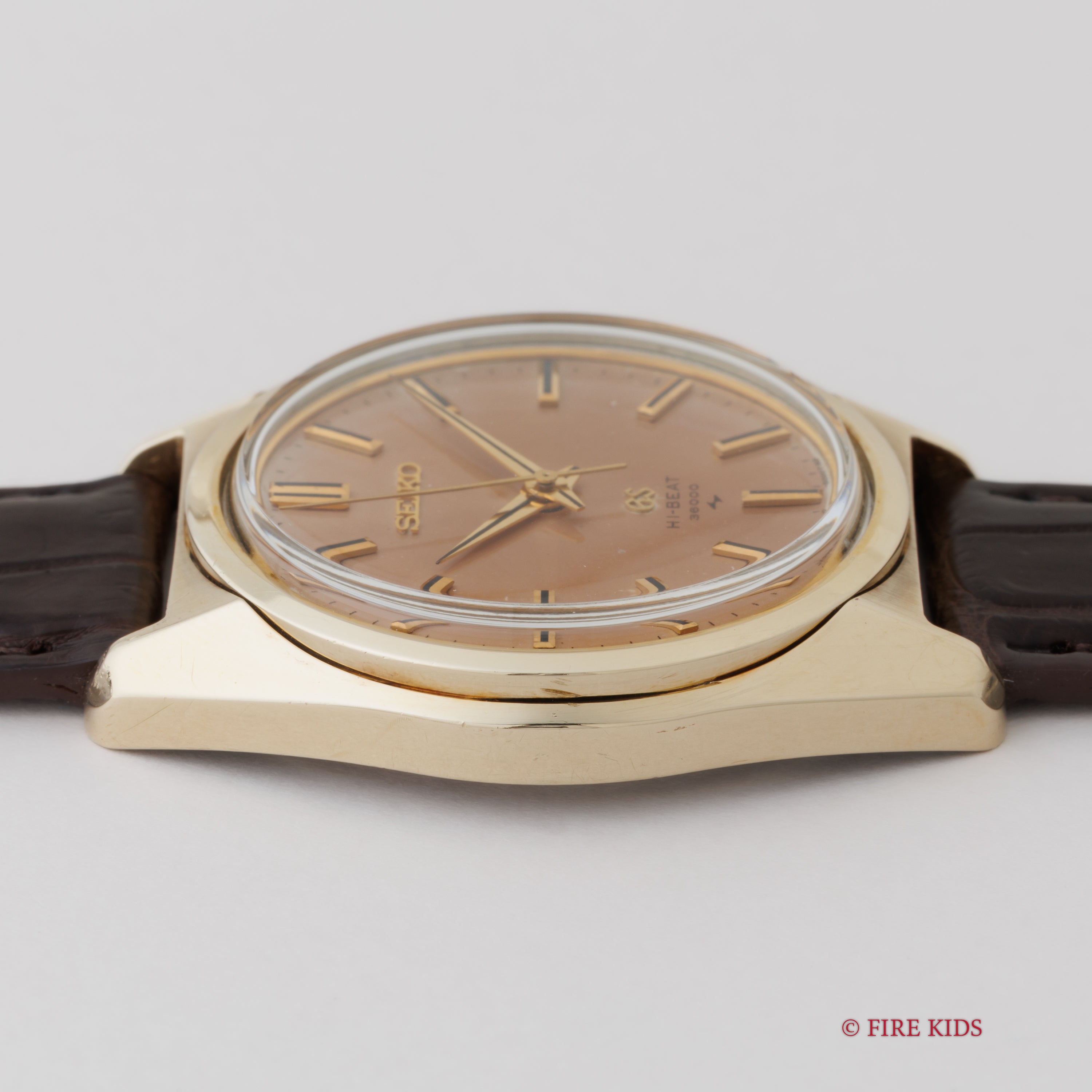 グランドセイコー 1969年製 手巻10振動 Ref.4520-8000 キャップゴールド 45GS パティーナダイヤル