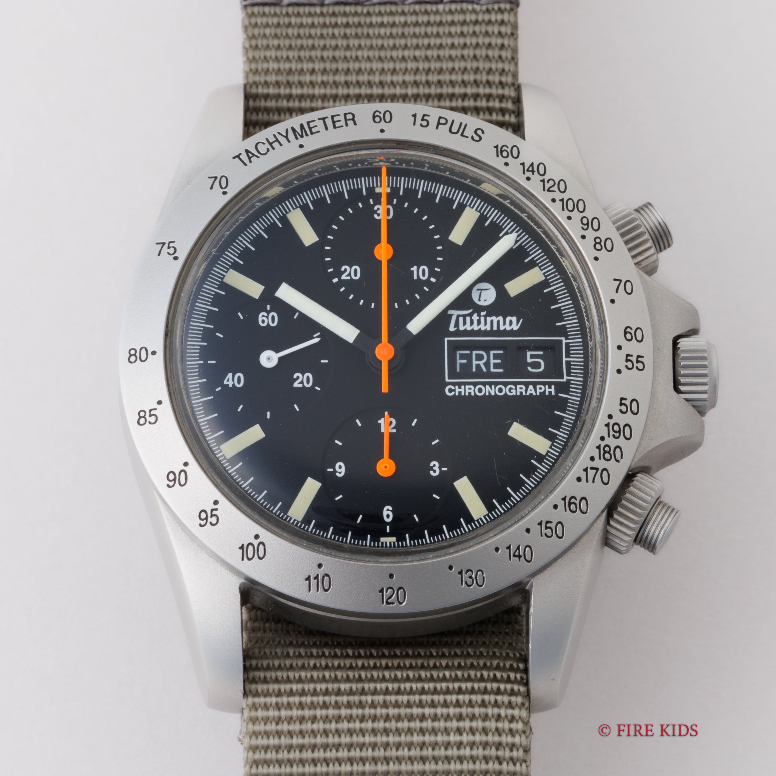 チュチマ 自動巻クロノグラフ 1990年代製 ドイツ製 ドイツ語曜日表記 Cal.7750 ねじ込みリューズ、プッシャー