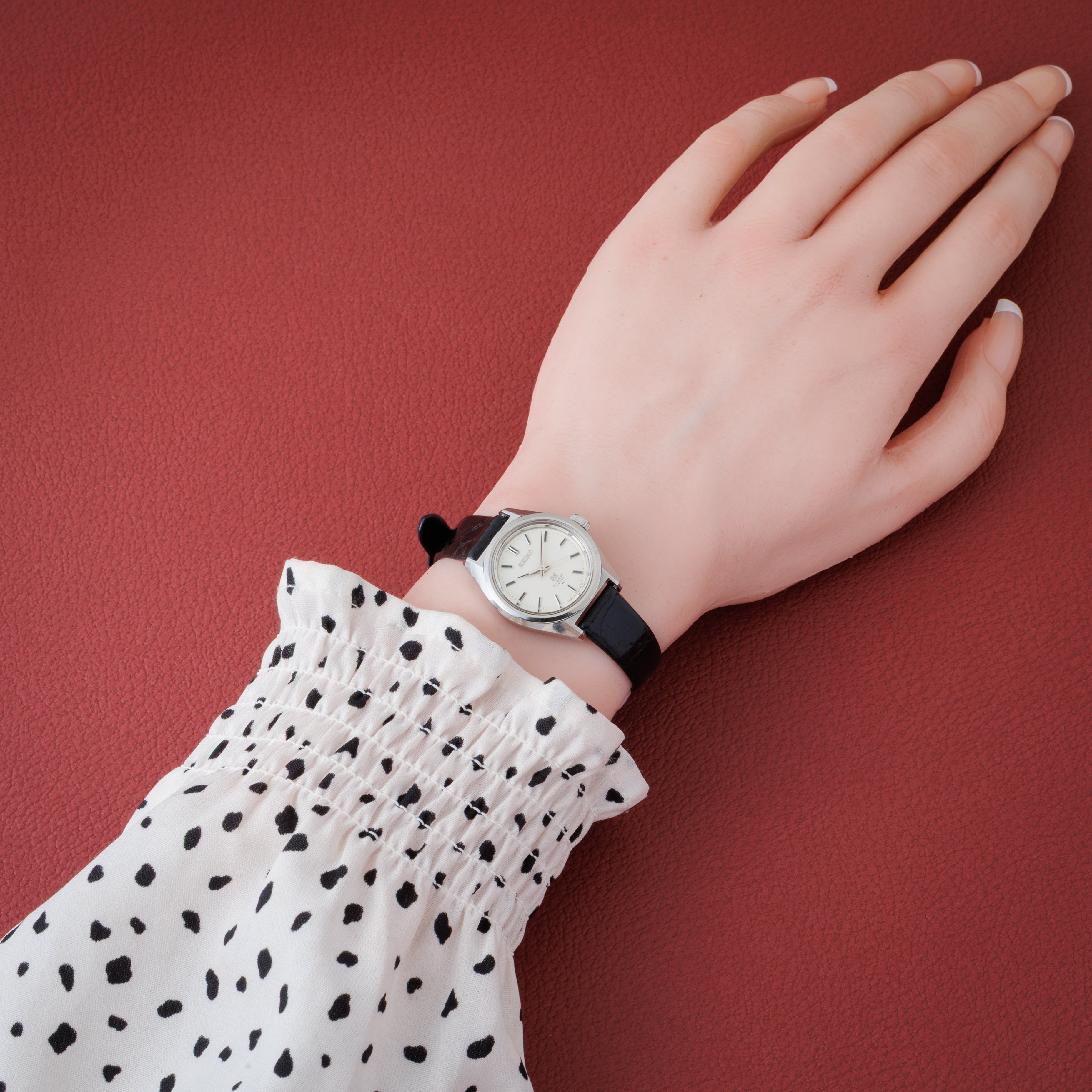 グランドセイコー レディース 1969年製 Ref.1964-0010 手巻き 10振動 19GS