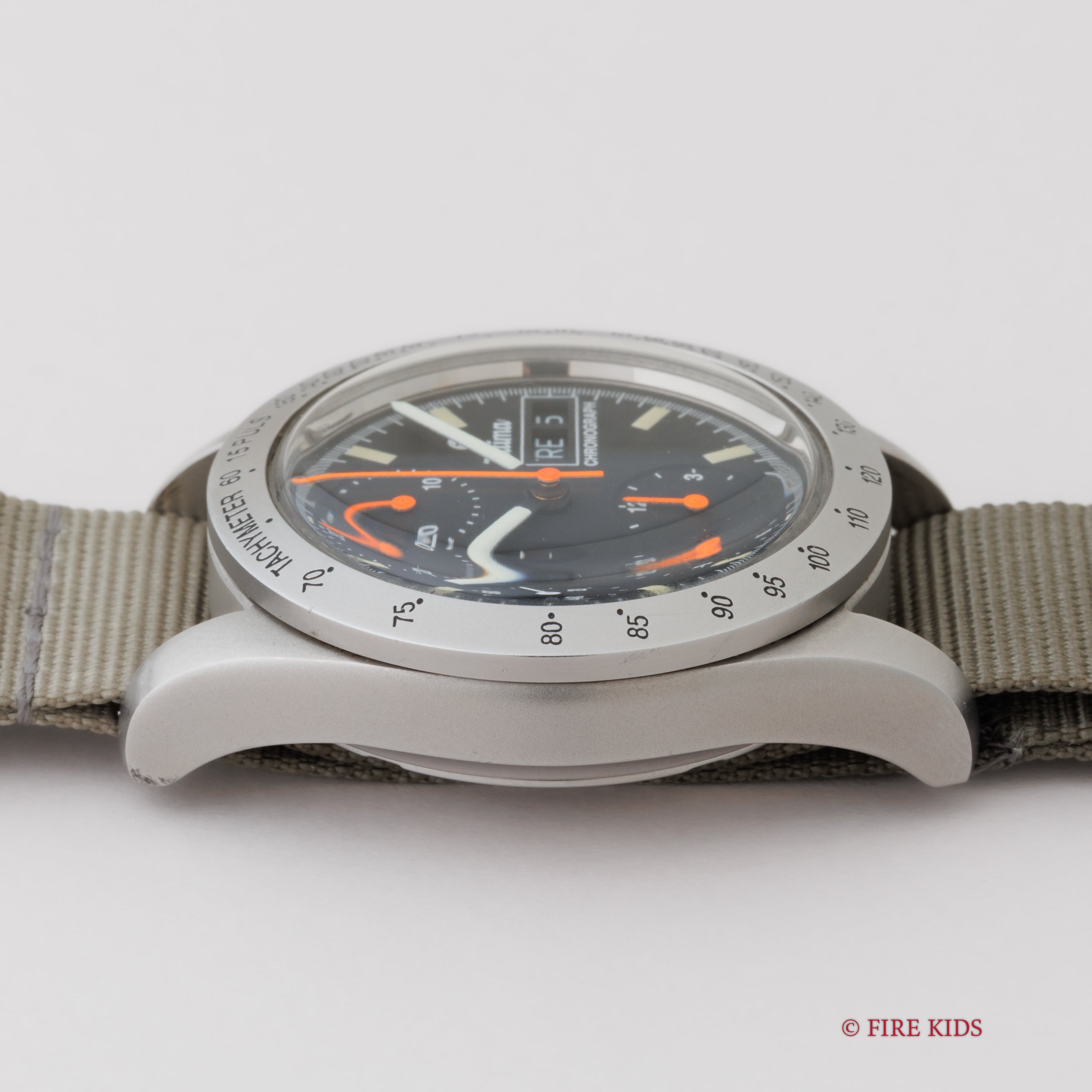 チュチマ 自動巻クロノグラフ 1990年代製 ドイツ製 ドイツ語曜日表記 Cal.7750 ねじ込みリューズ、プッシャー