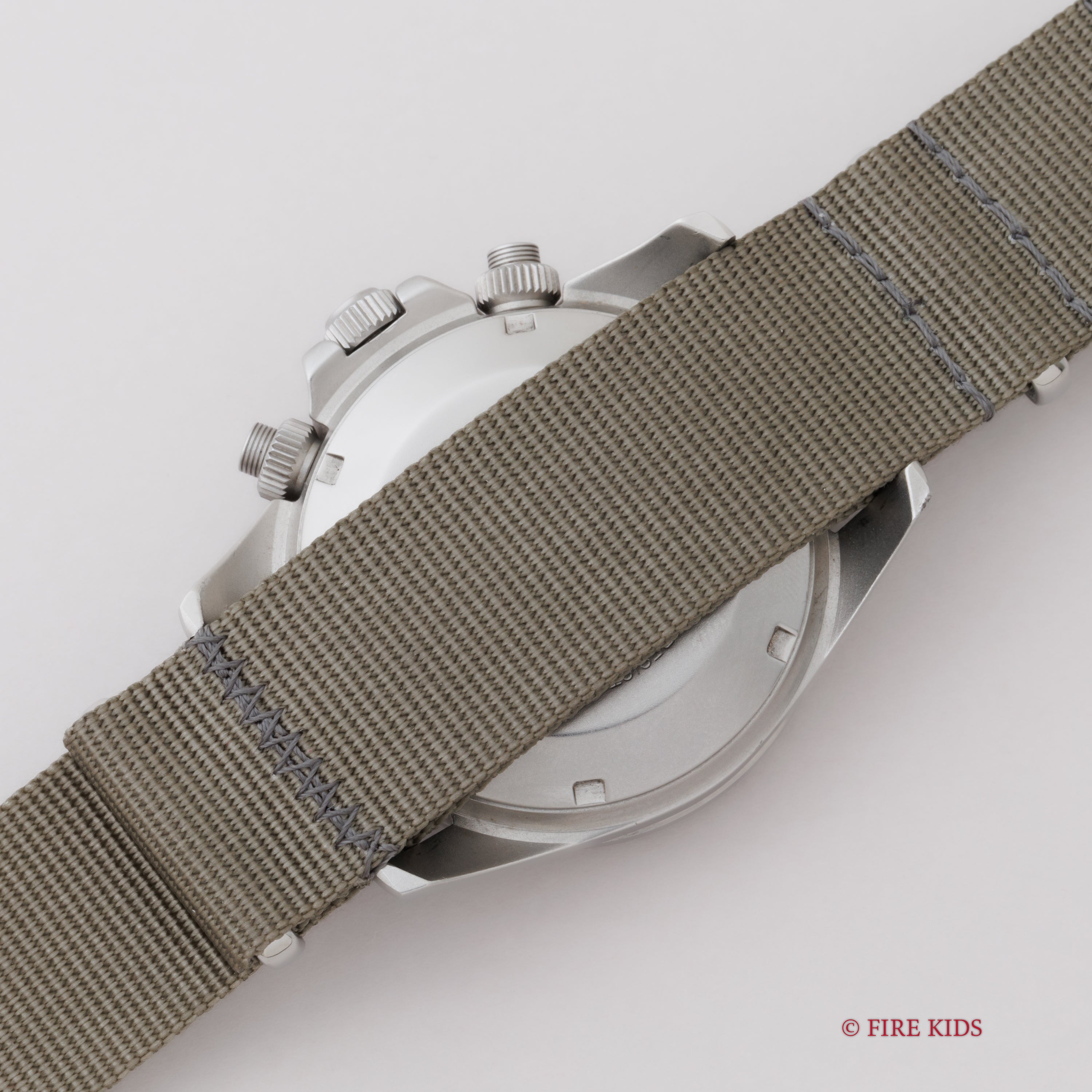 チュチマ 自動巻クロノグラフ 1990年代製 ドイツ製 ドイツ語曜日表記 Cal.7750 ねじ込みリューズ、プッシャー