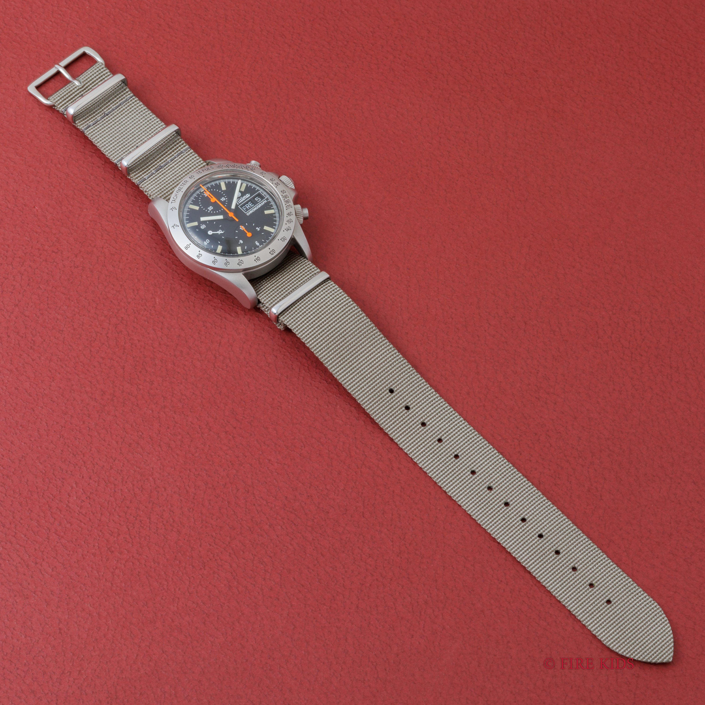 チュチマ 自動巻クロノグラフ 1990年代製 ドイツ製 ドイツ語曜日表記 Cal.7750 ねじ込みリューズ、プッシャー