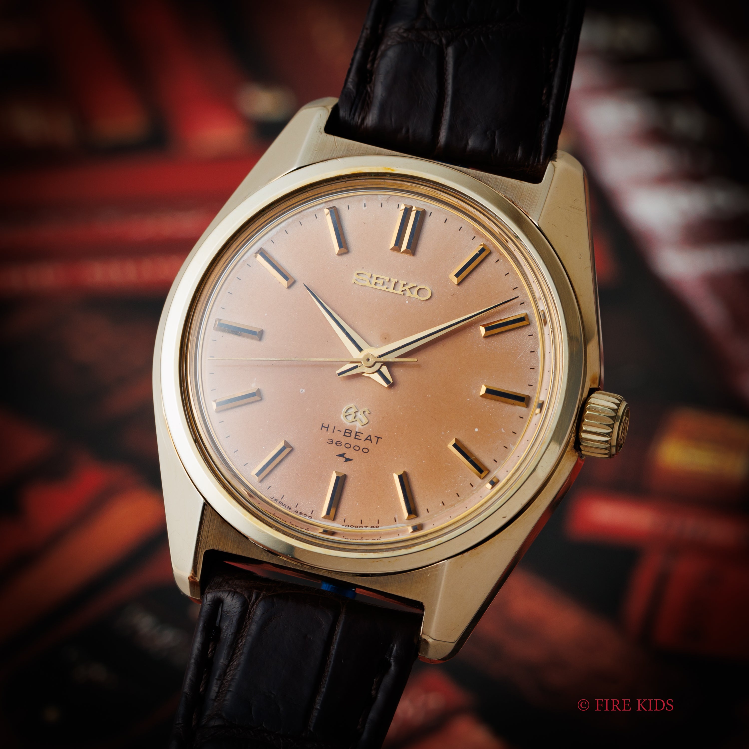 グランドセイコー 1969年製 手巻10振動 Ref.4520-8000 キャップゴールド 45GS パティーナダイヤル