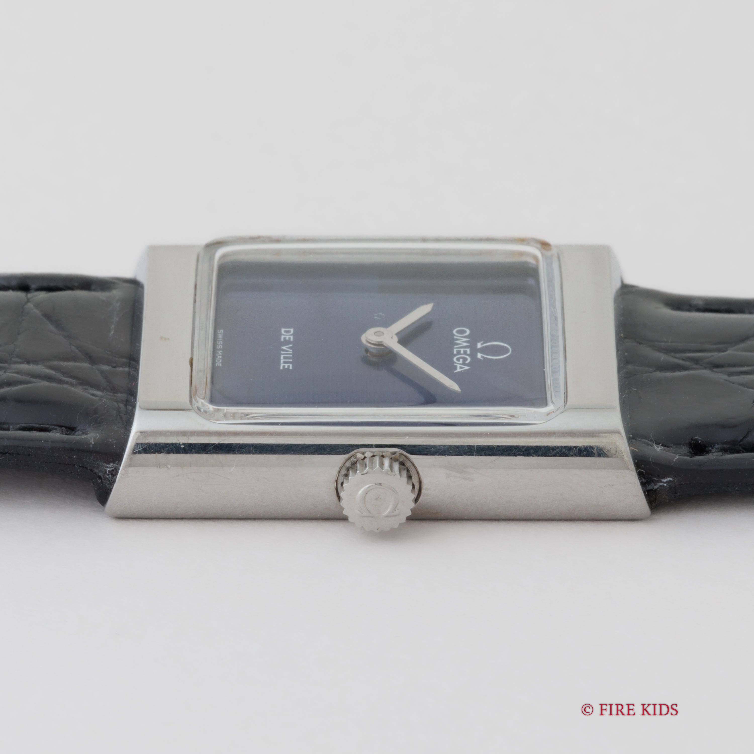 オメガ デ・ヴィル 角型ケース ブルークロスダイヤル 1973年製 手巻き