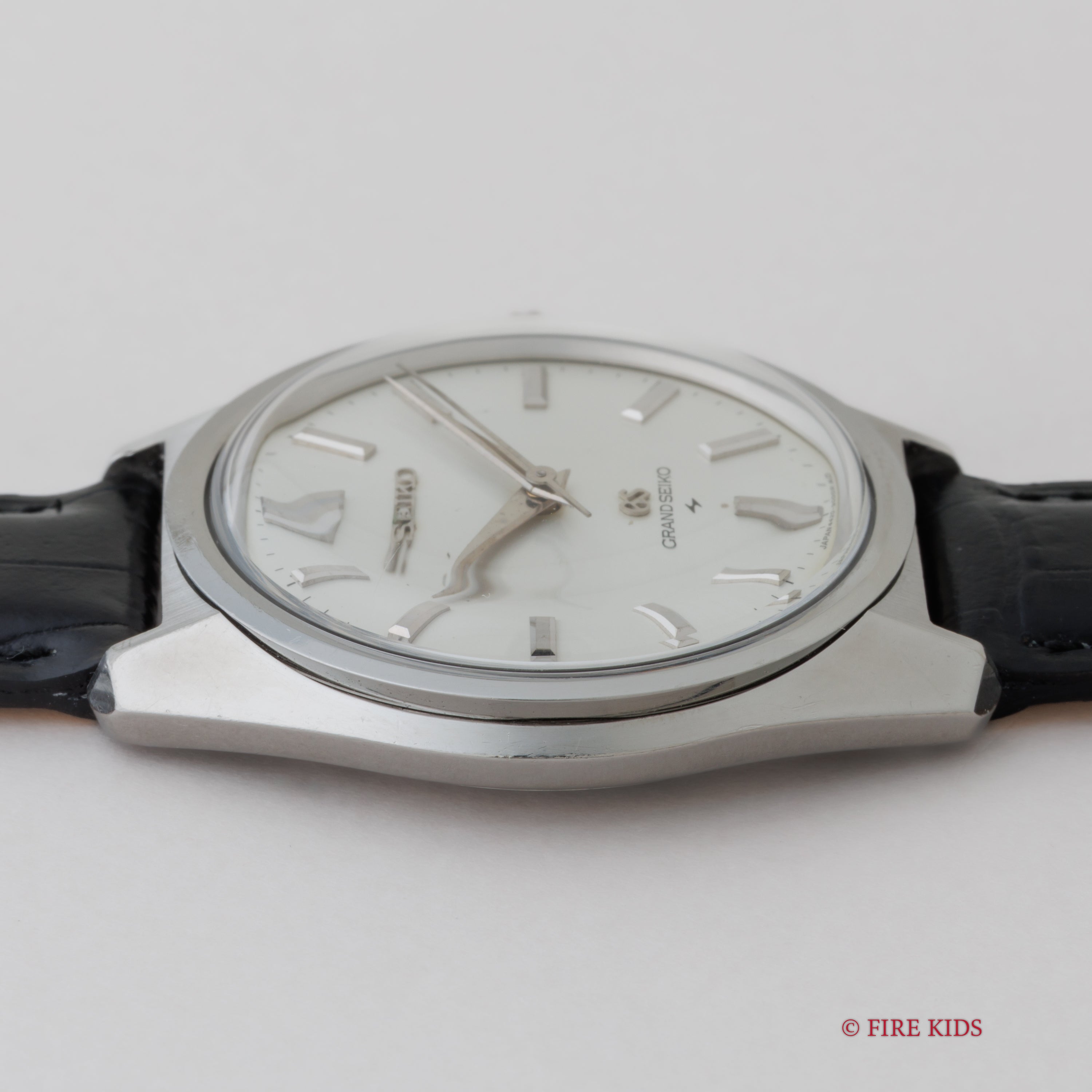 グランドセイコー 手巻き 1967年製 44GS 後期 Ref.4420-9000 セイコースタイルケース