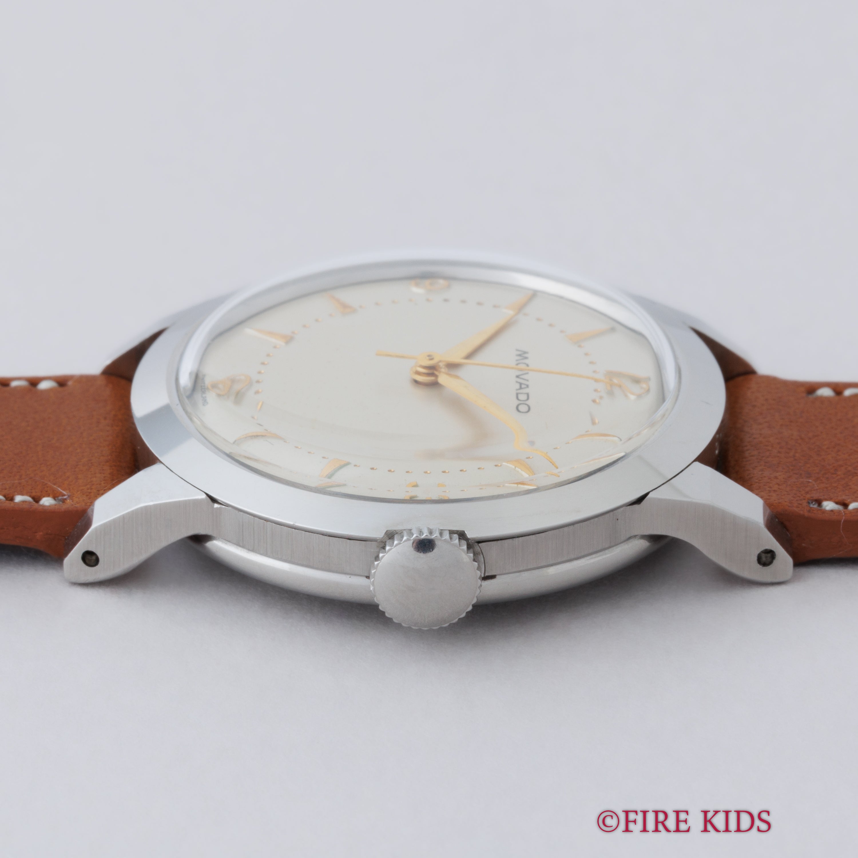 モバード 1950年代製 FBケース 手巻き Cal.261A