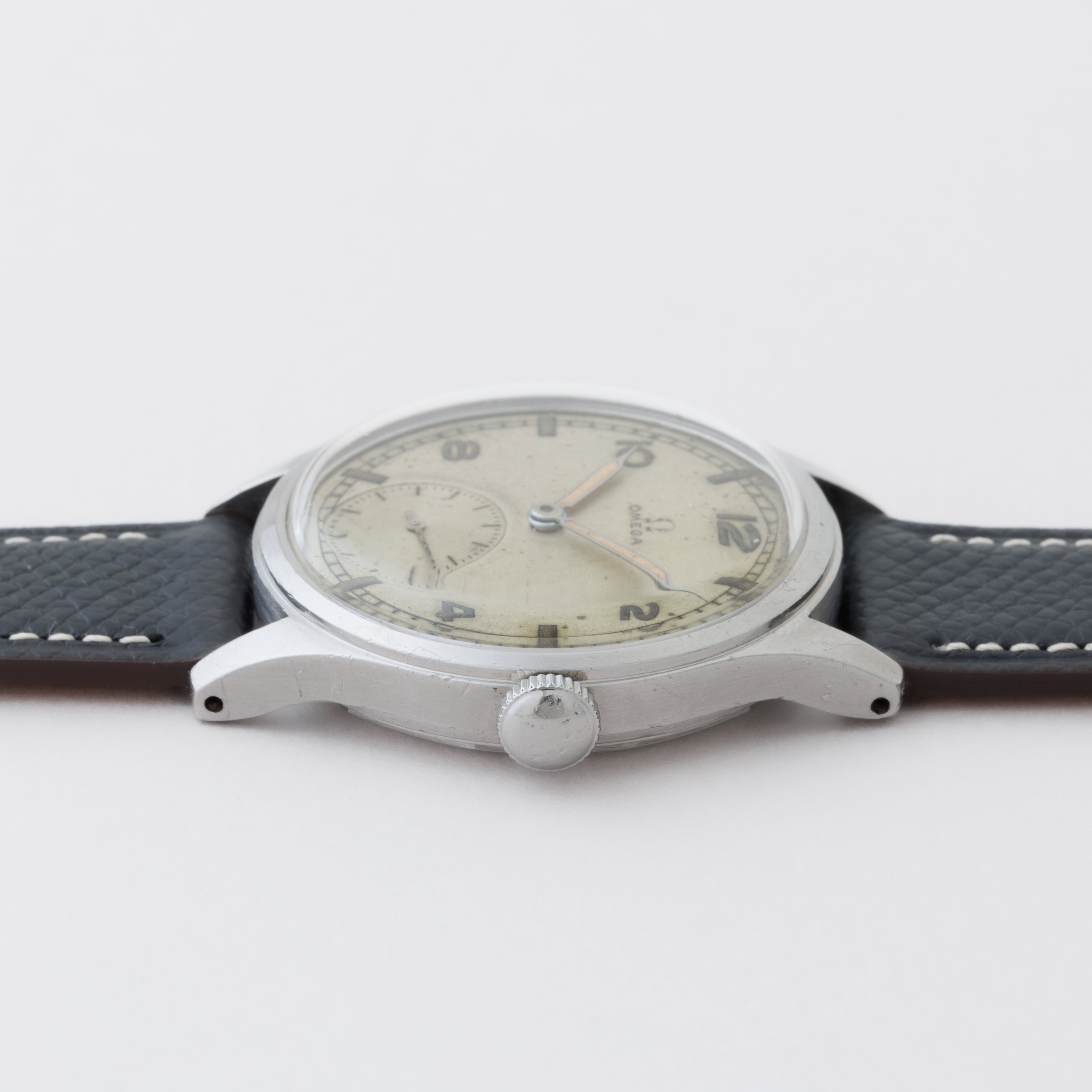 オメガ 30mmキャリバー 1944~1946年製 別作スケルトンバック 手巻き Cal.30T2 飛びアラビアダイヤル