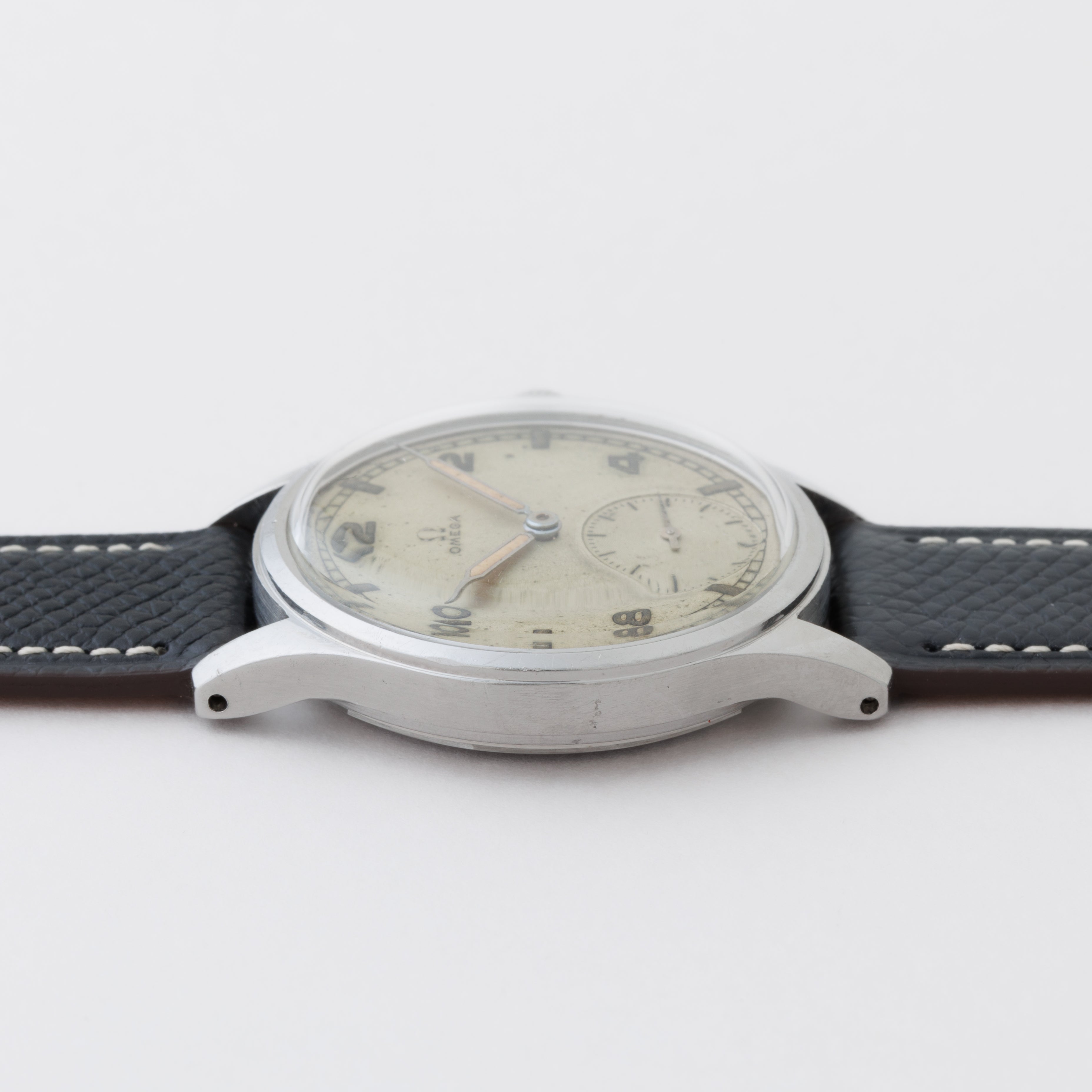 オメガ 30mmキャリバー 1944~1946年製 別作スケルトンバック 手巻き Cal.30T2 飛びアラビアダイヤル