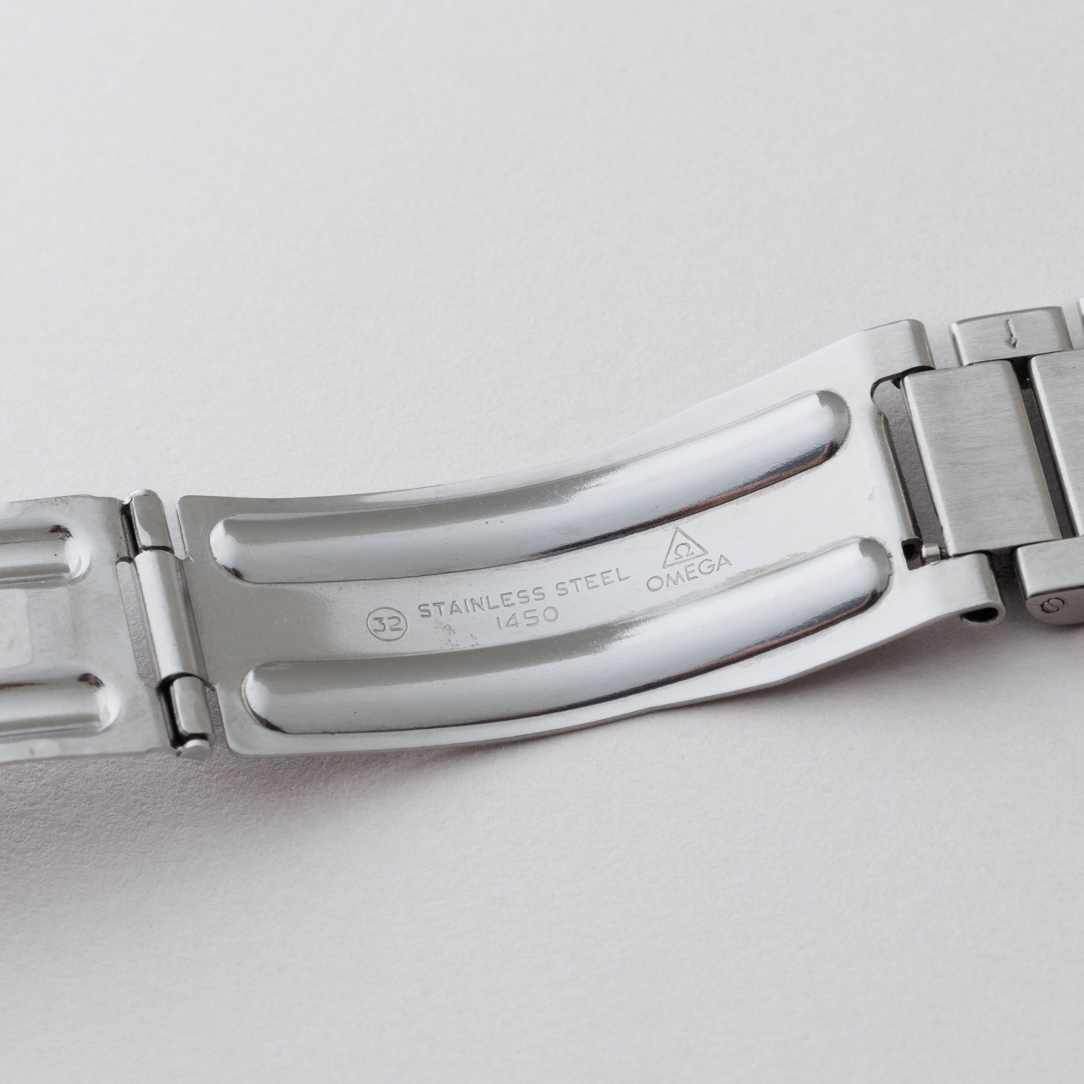 オメガ スピードマスタープロフェッショナル 1990年代製 Ref.ST345.0808 5th 下がりr 箱、ギャラ付き 裏スケルトン