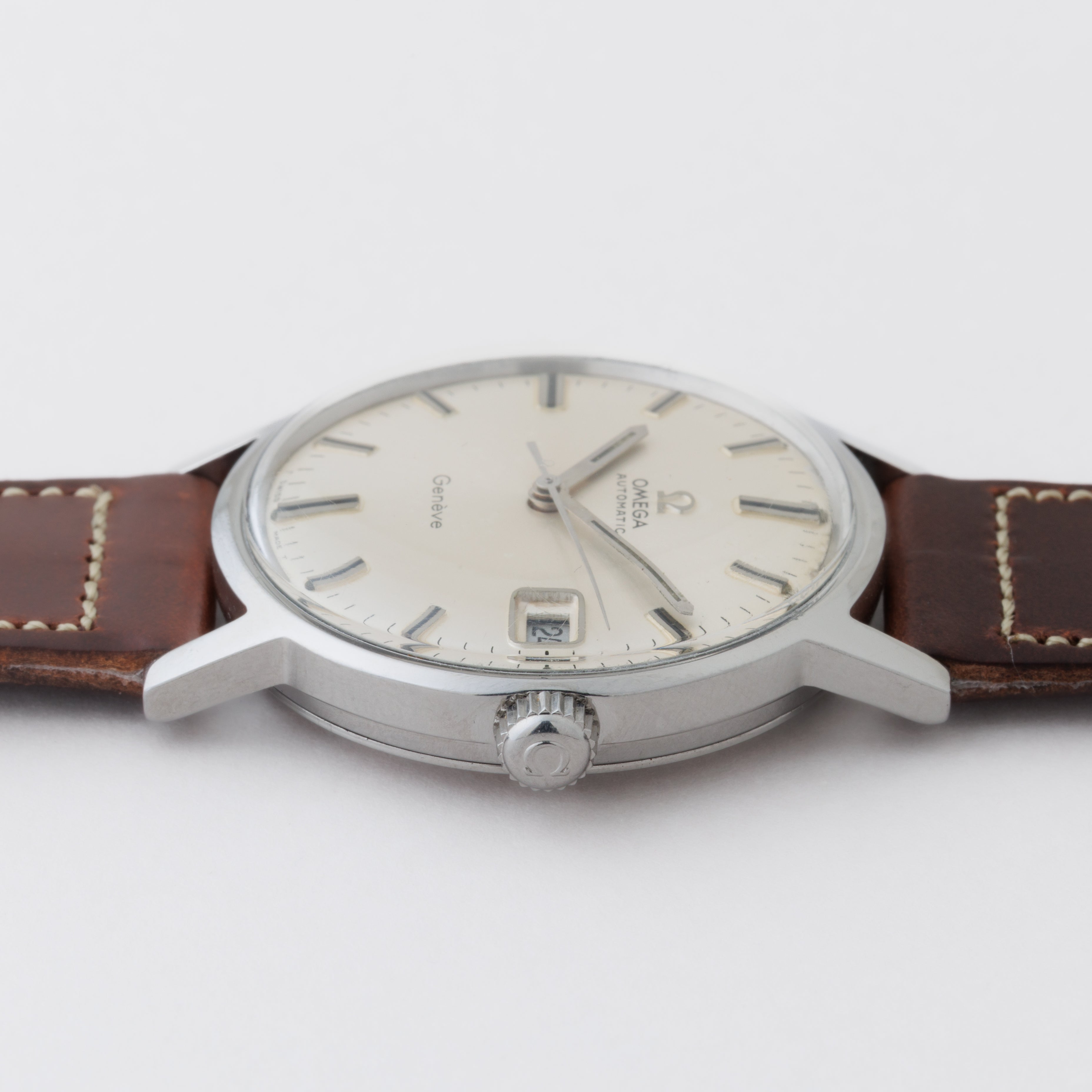 OMEGA ジュネーブ 1969年製 ラウンドケース 自動巻き Cal.565