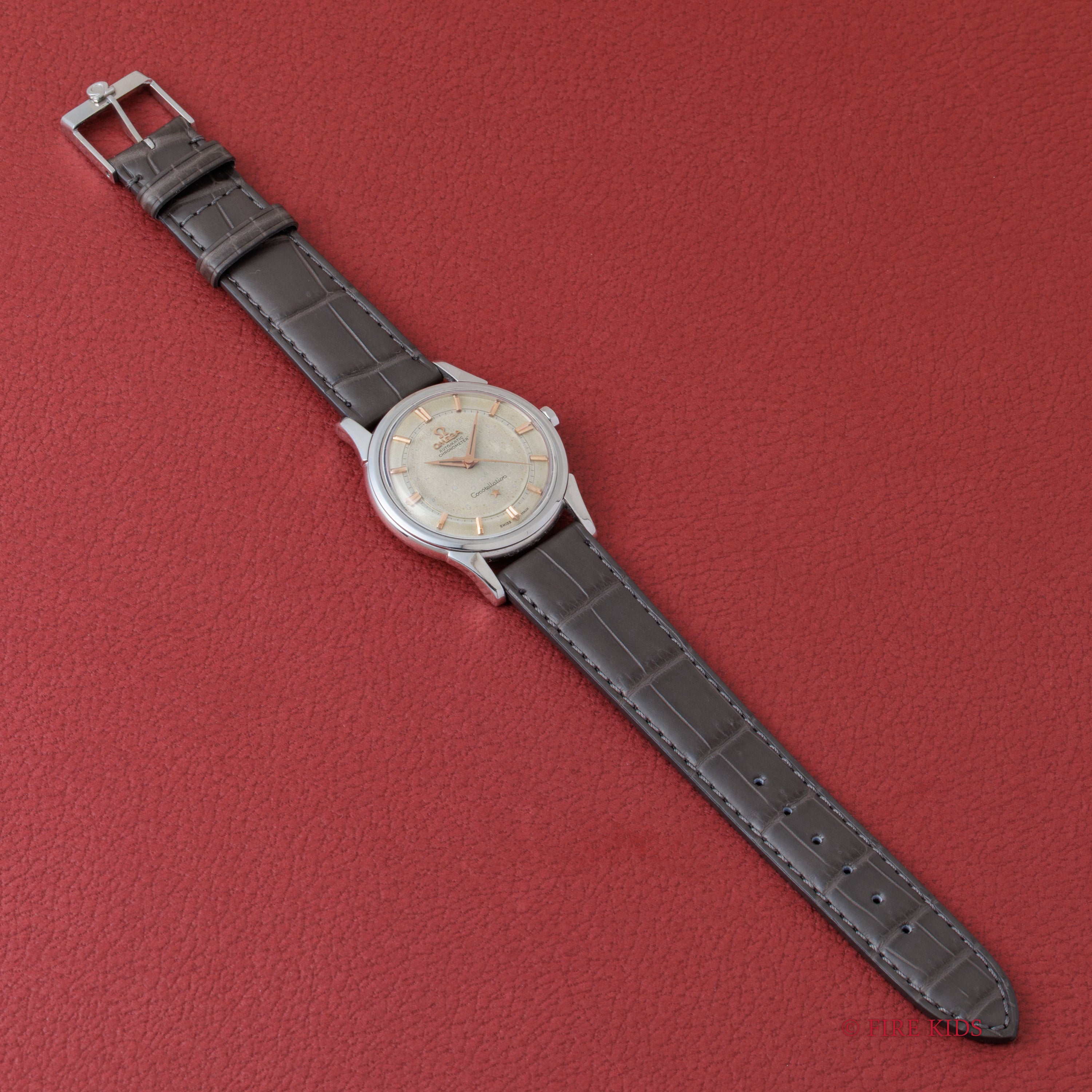 オメガ 1959年製 コンステレーション ラウンド 自動巻き Cal.551 純正尾錠付