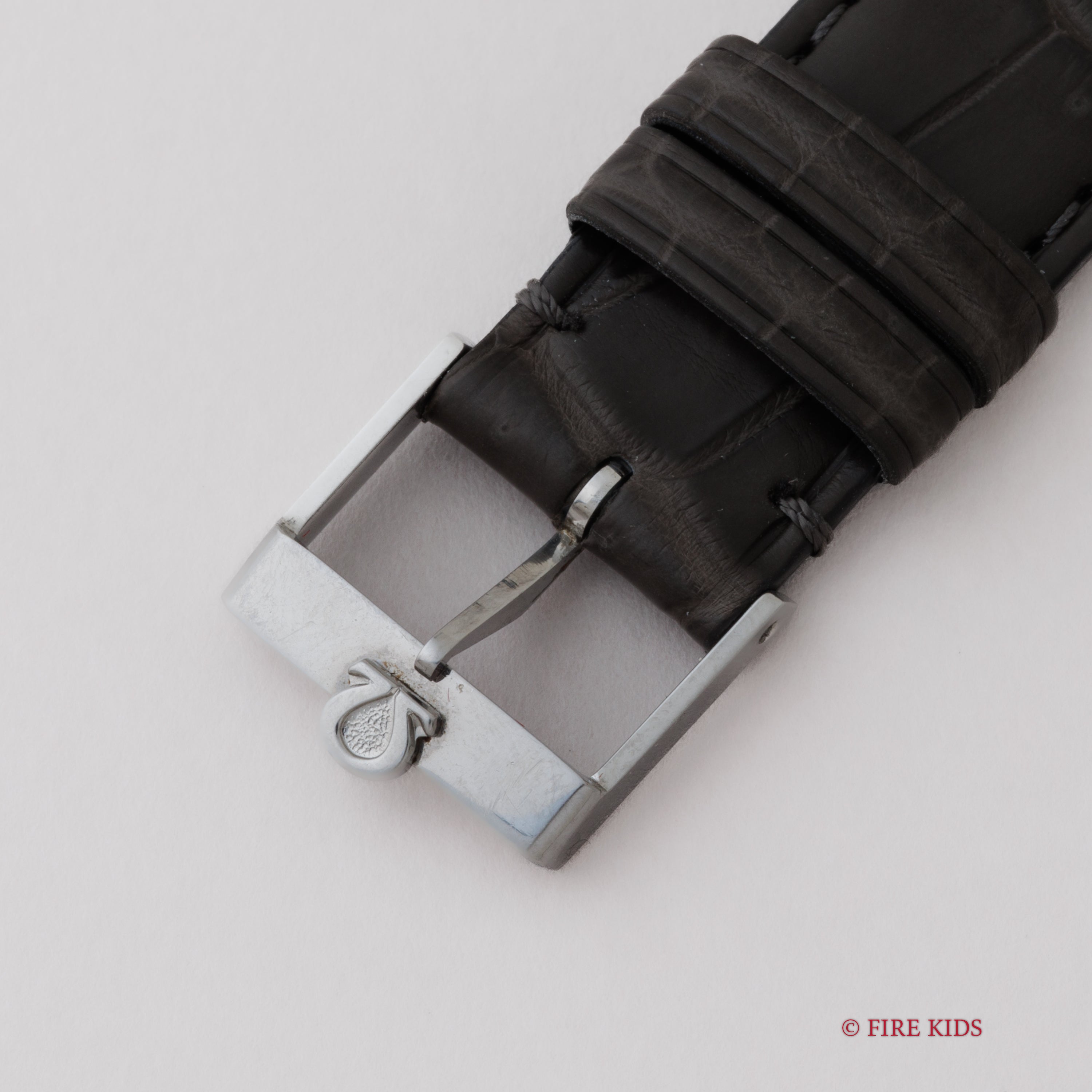 オメガ 1959年製 コンステレーション ラウンド 自動巻き Cal.551 純正尾錠付