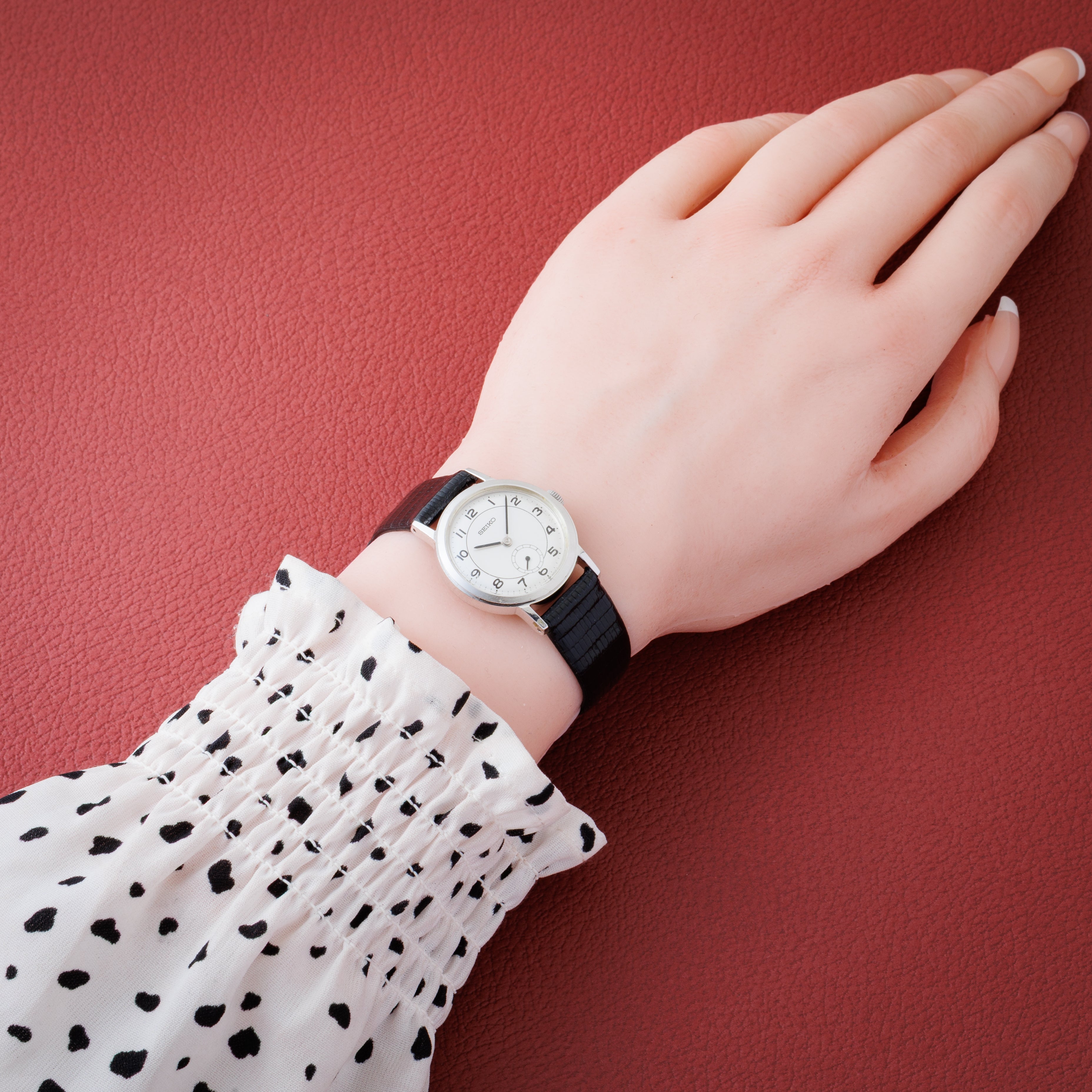 セイコー MECH. レディース 1985年製 Ref.5328-0040 スイス製ムーブメント スモセコ手巻き