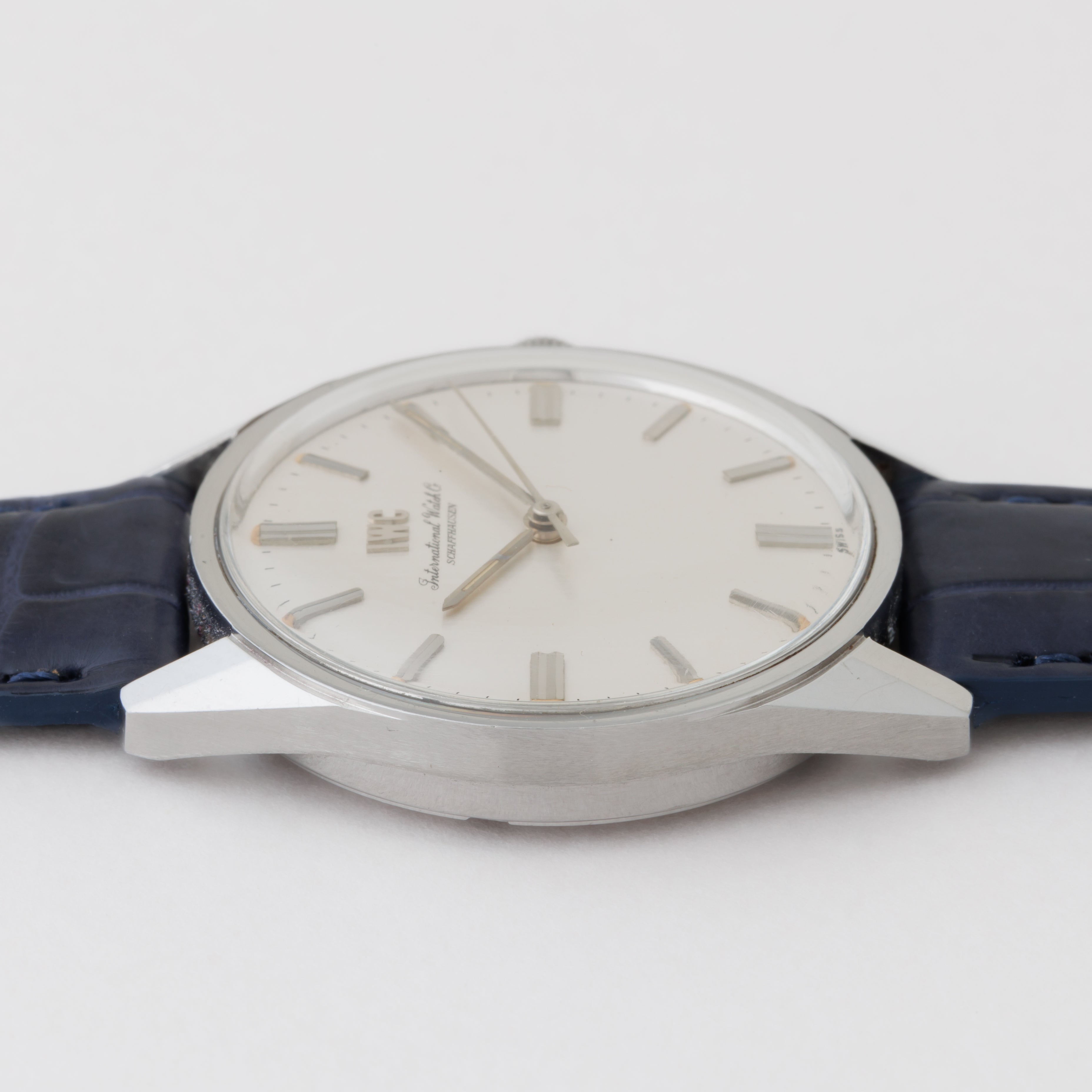 IWC ラウンド 1970年製(昭和45年製) Cal.89 手巻き オールドインター R810 純正尾錠付き