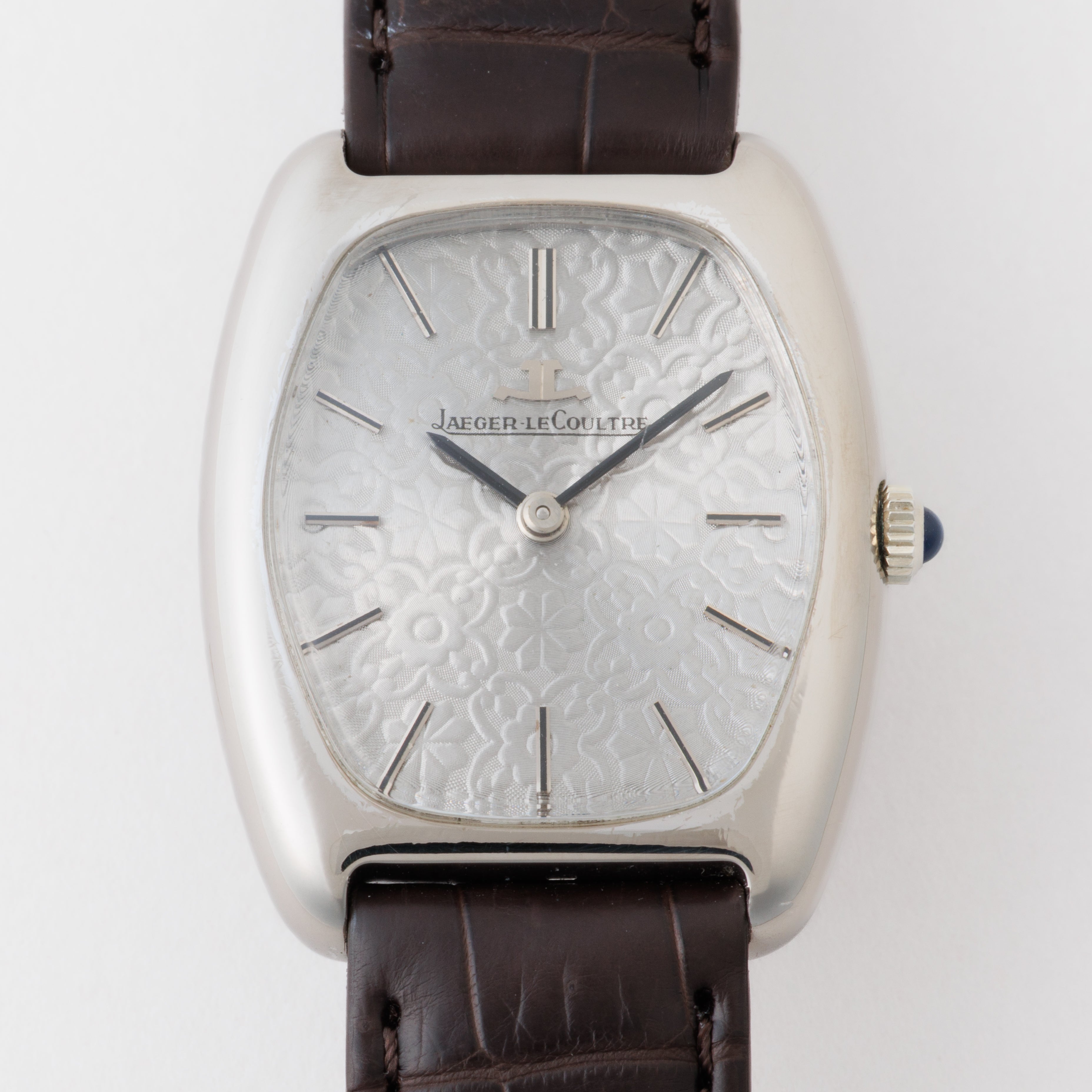 ジャガー・ルクルト 18金無垢 フラワーモチーフダイヤル 1970年代 トノー型 手巻き Ref.9048.22