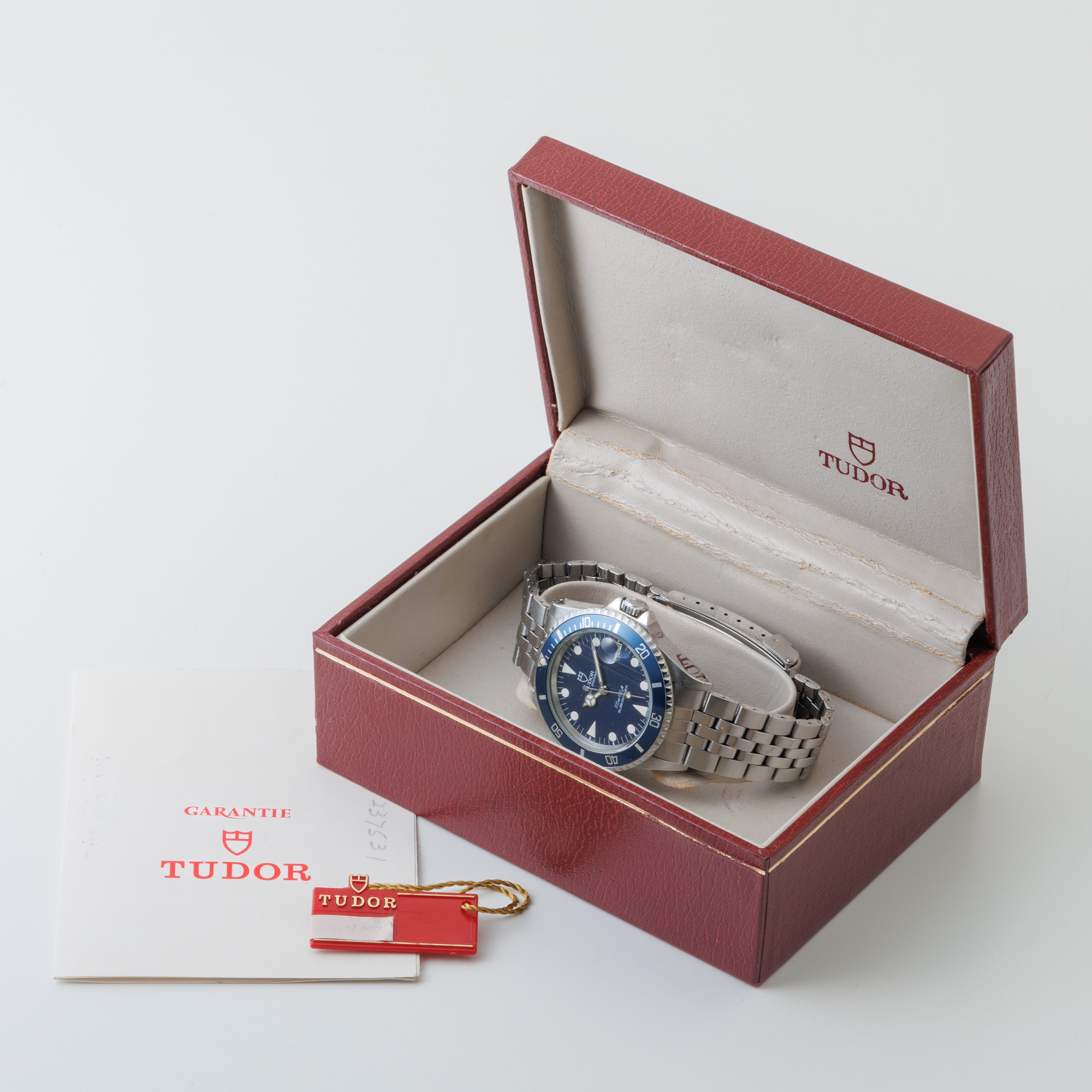 TUDOR 1988年製 サブマリーナ Ref.76000 ブルー 36㎜ミッドサイズ 純正ブレス付き 箱付き