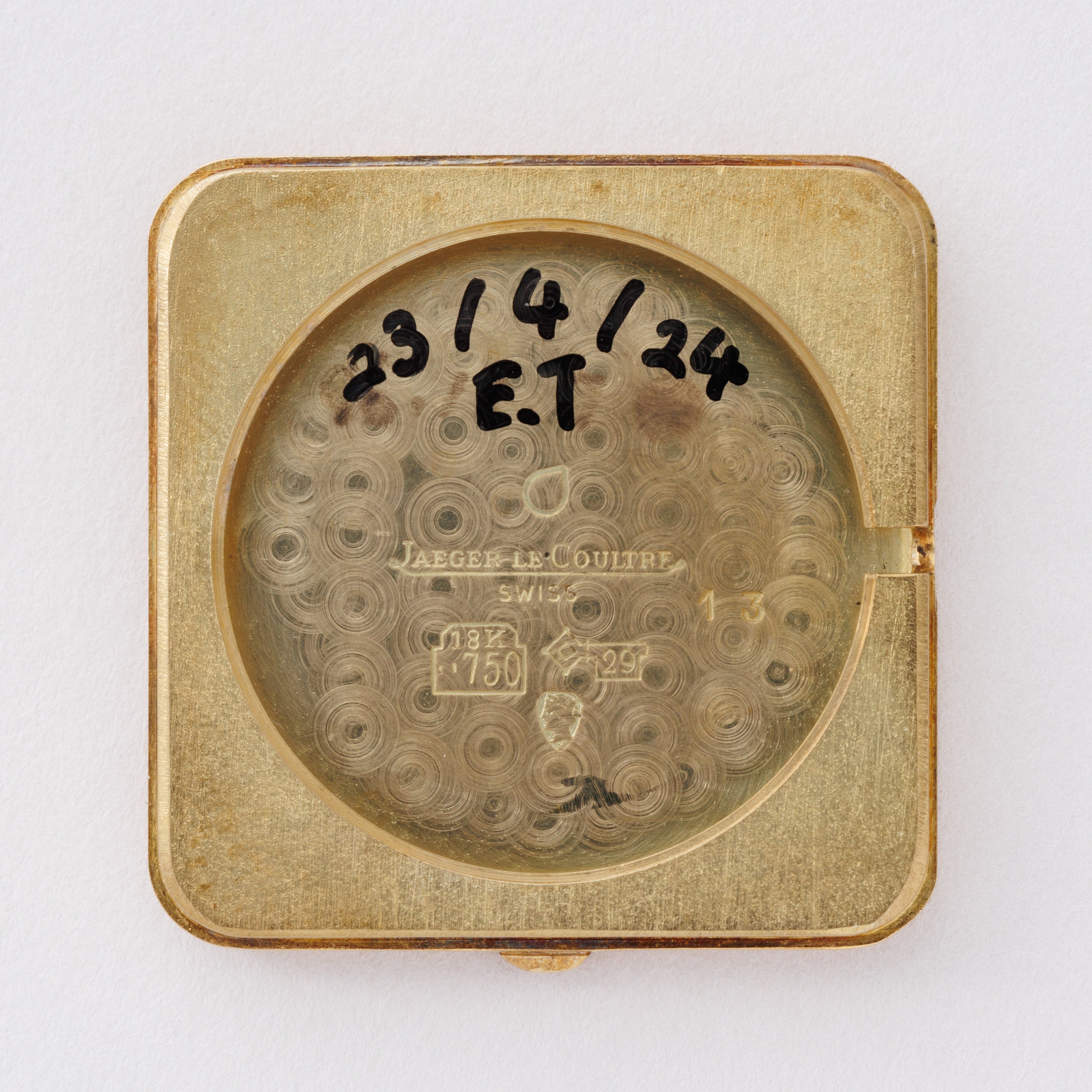 ジャガー・ルクルト スクエアケース 1970年代製 Ref.9117.21 18金イエローゴールド 純正尾錠付き
