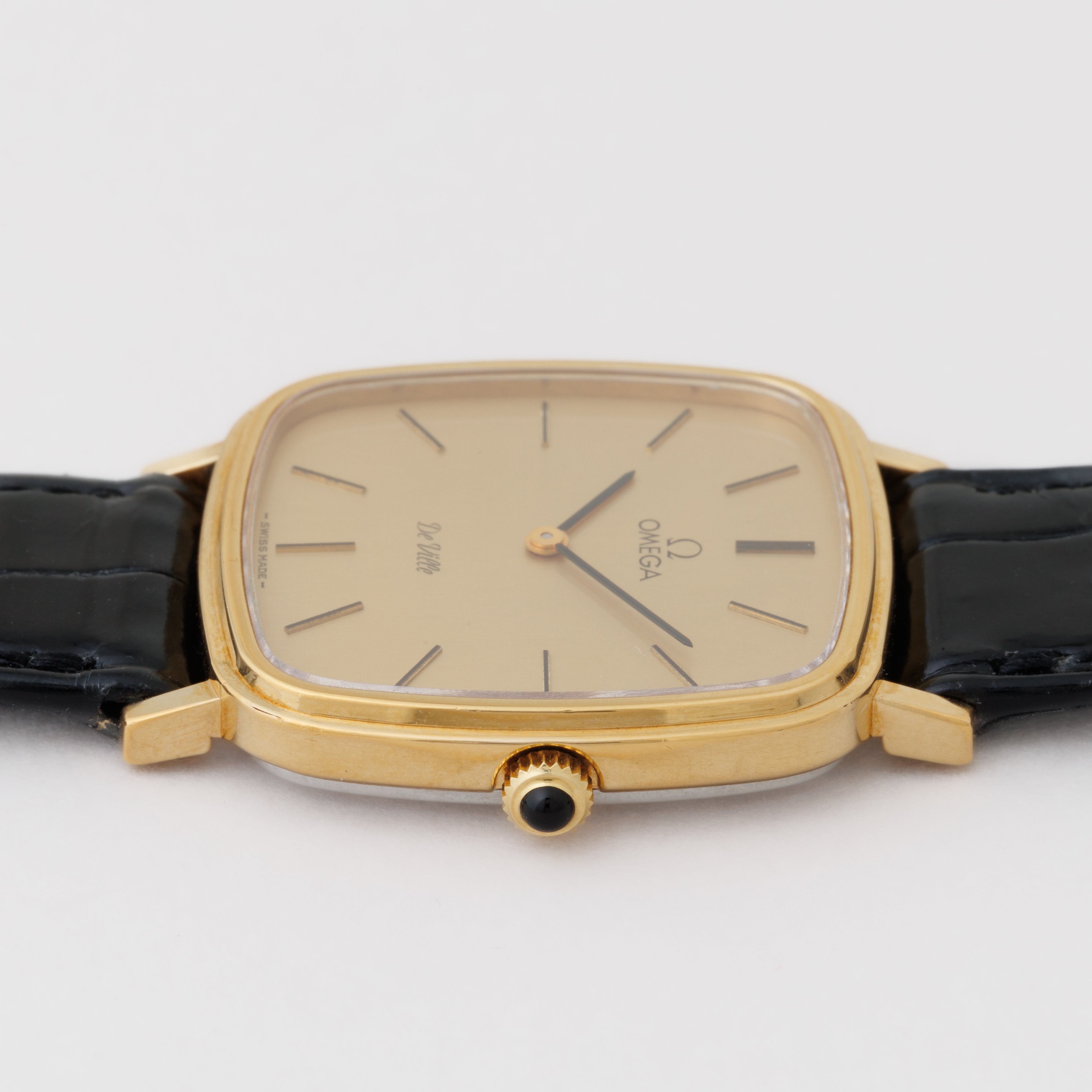 オメガ デ・ヴィル クッションケース 1979年製 シャンパンダイヤル 金張り 純正尾錠付き