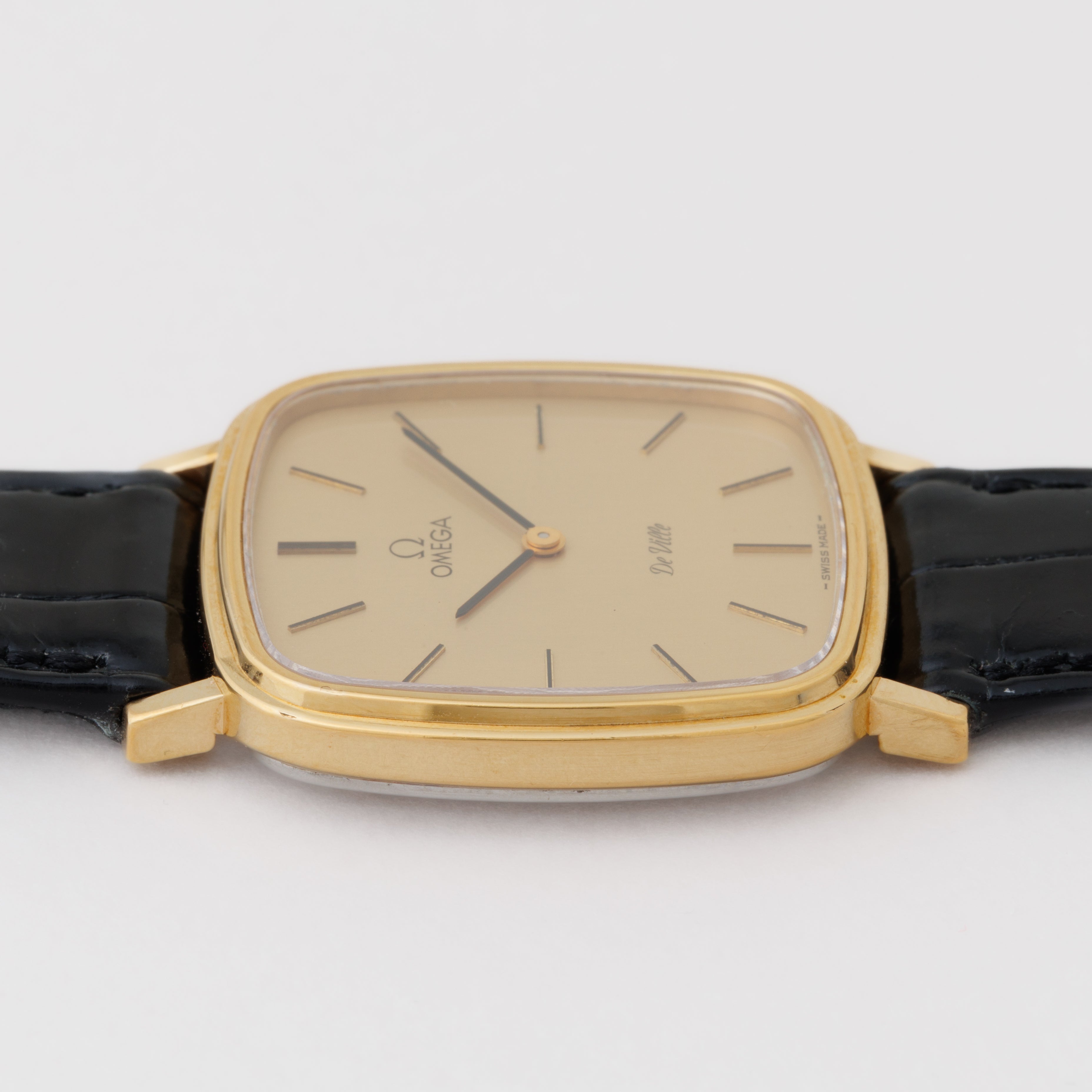 オメガ デ・ヴィル クッションケース 1979年製 シャンパンダイヤル 金張り 純正尾錠付き