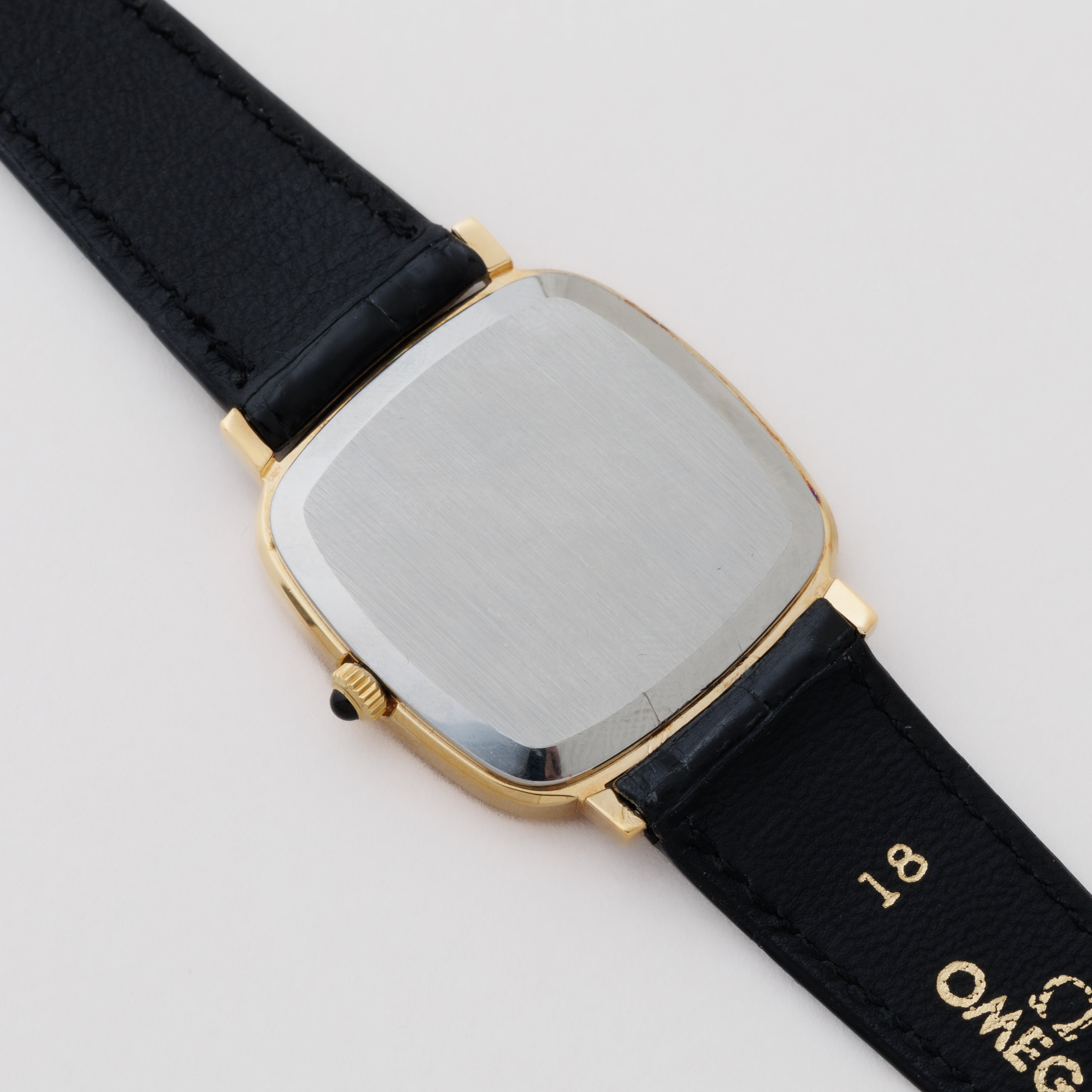 オメガ デ・ヴィル クッションケース 1979年製 シャンパンダイヤル 金張り 純正尾錠付き