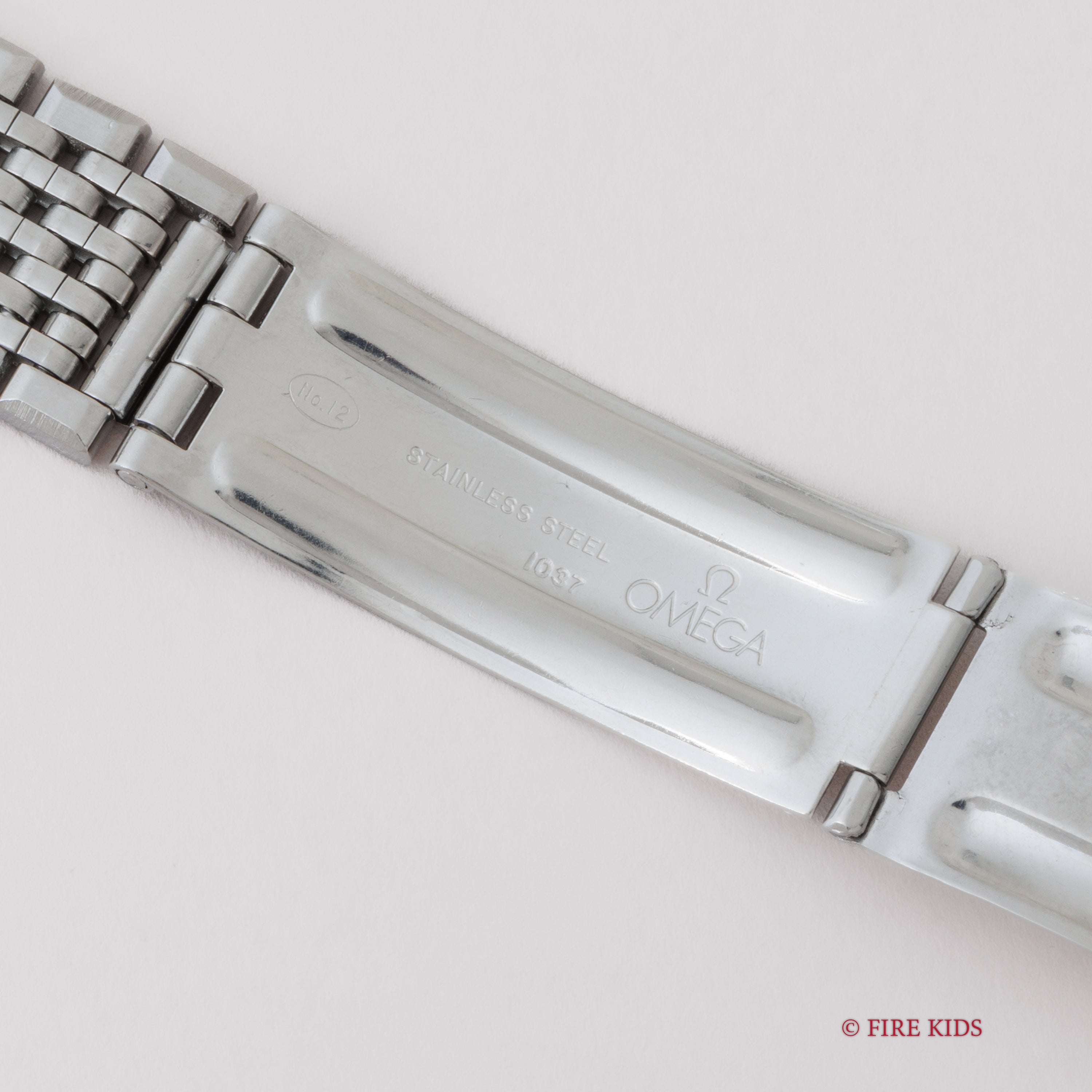 オメガ コンステレーション 12角 1967年製 パイパンダイヤル 自動巻クロノメーター Cal.564 純正ブレス