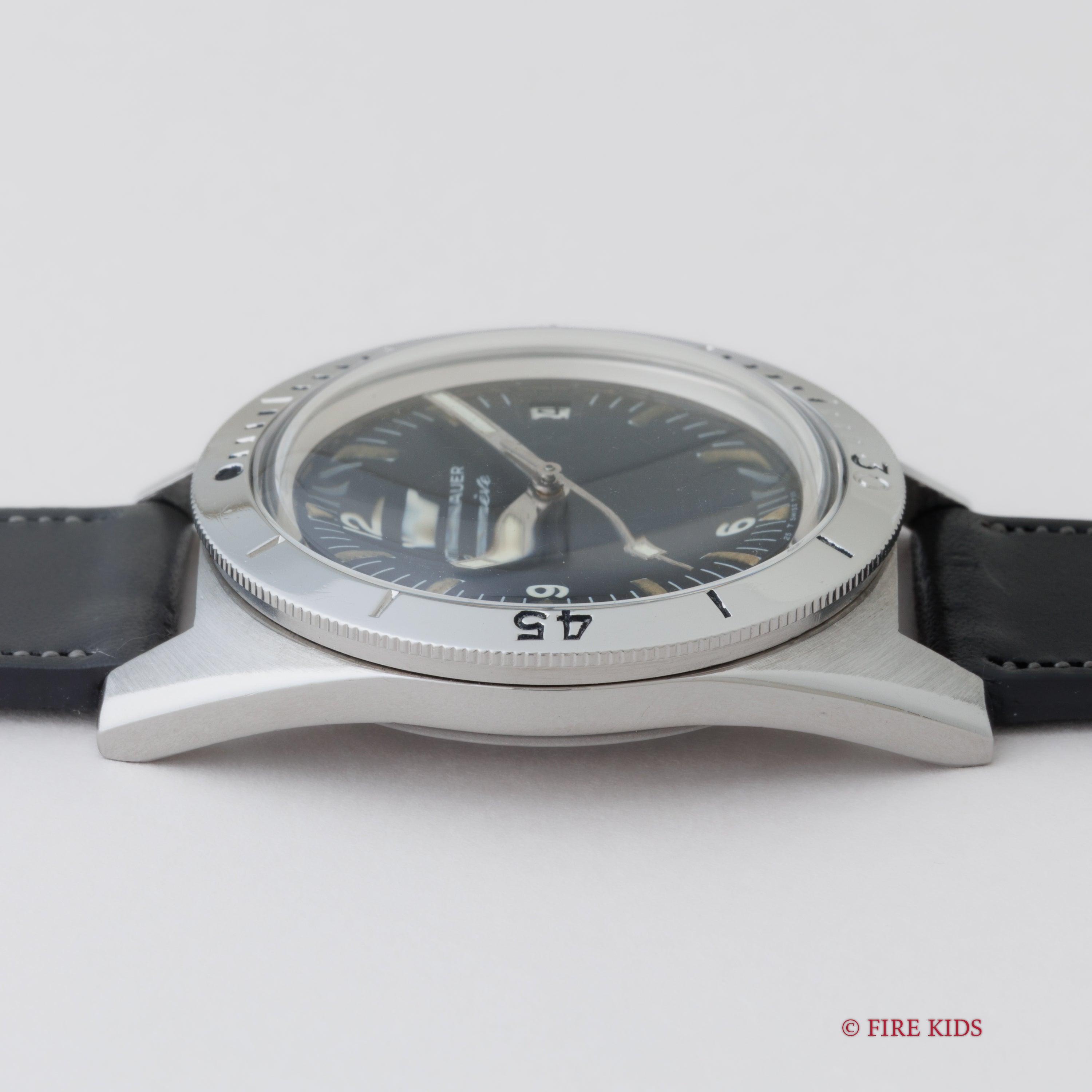 ウィットナー ダイバーズウオッチ 1960年代製 手巻き デイト