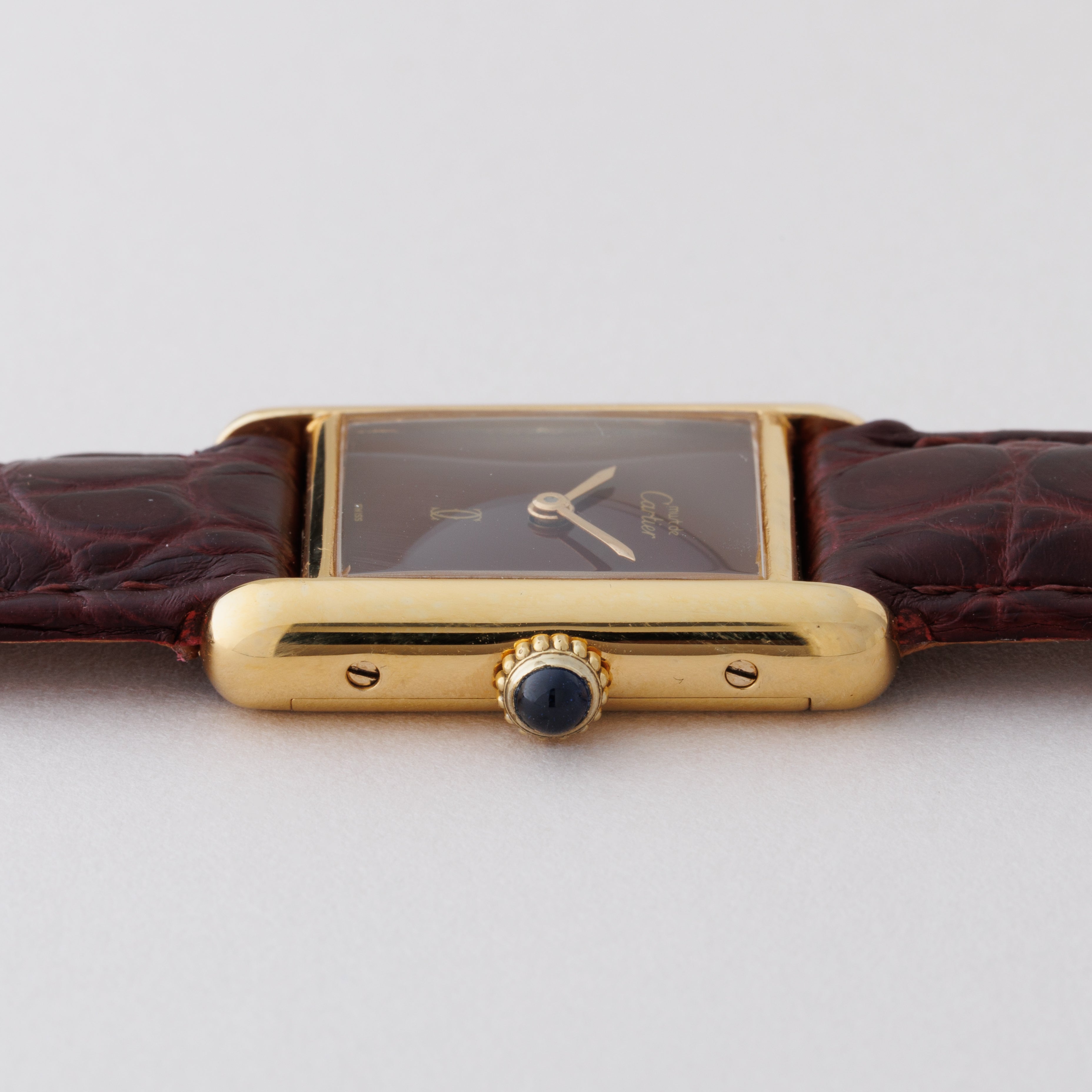 カルティエ マストタンク SMサイズ 1980年代製 ガーネットダイヤル 純正Dバックル付き