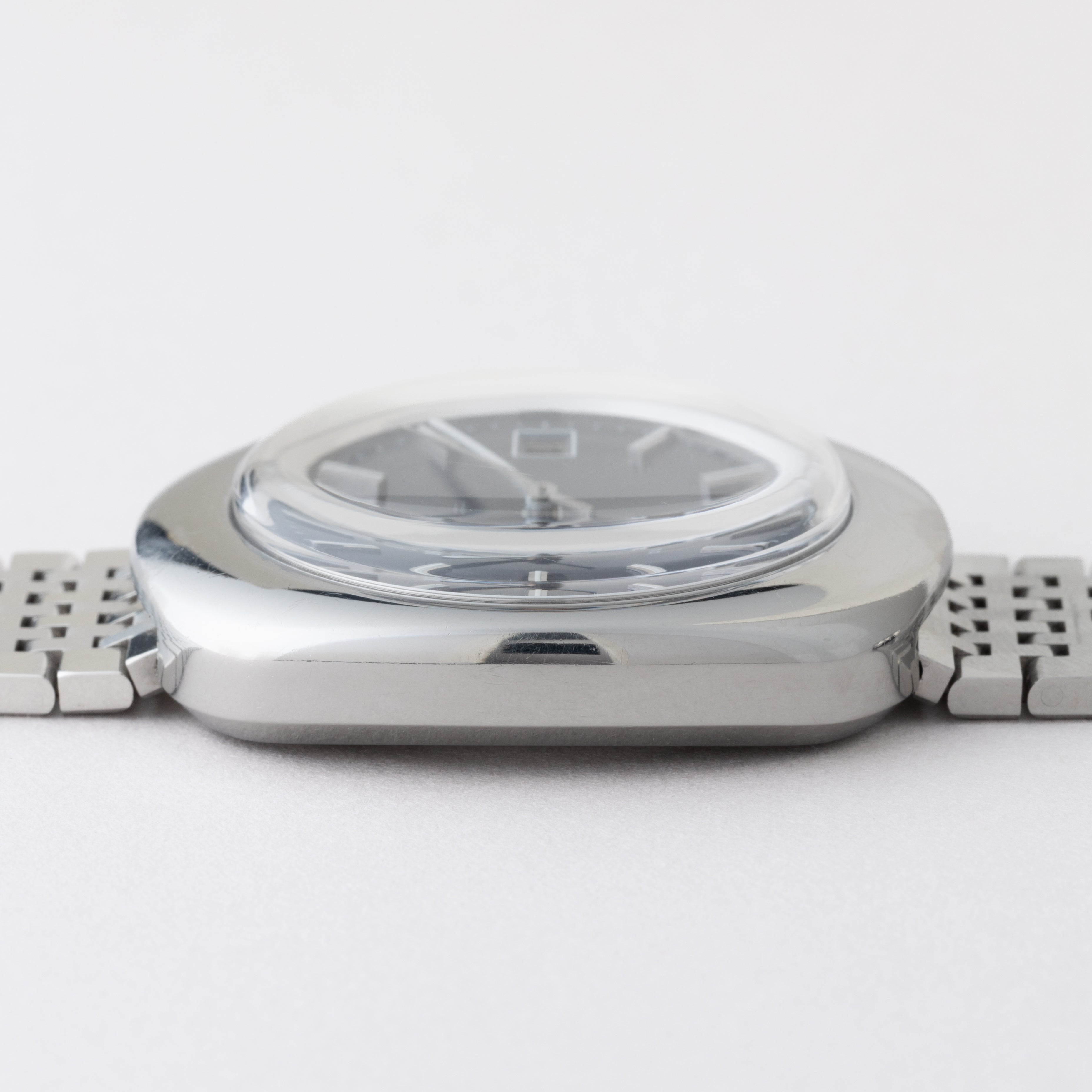 オメガ デ・ヴィル 1972年製 クッションケース ブルーダイヤル Ref.166.155