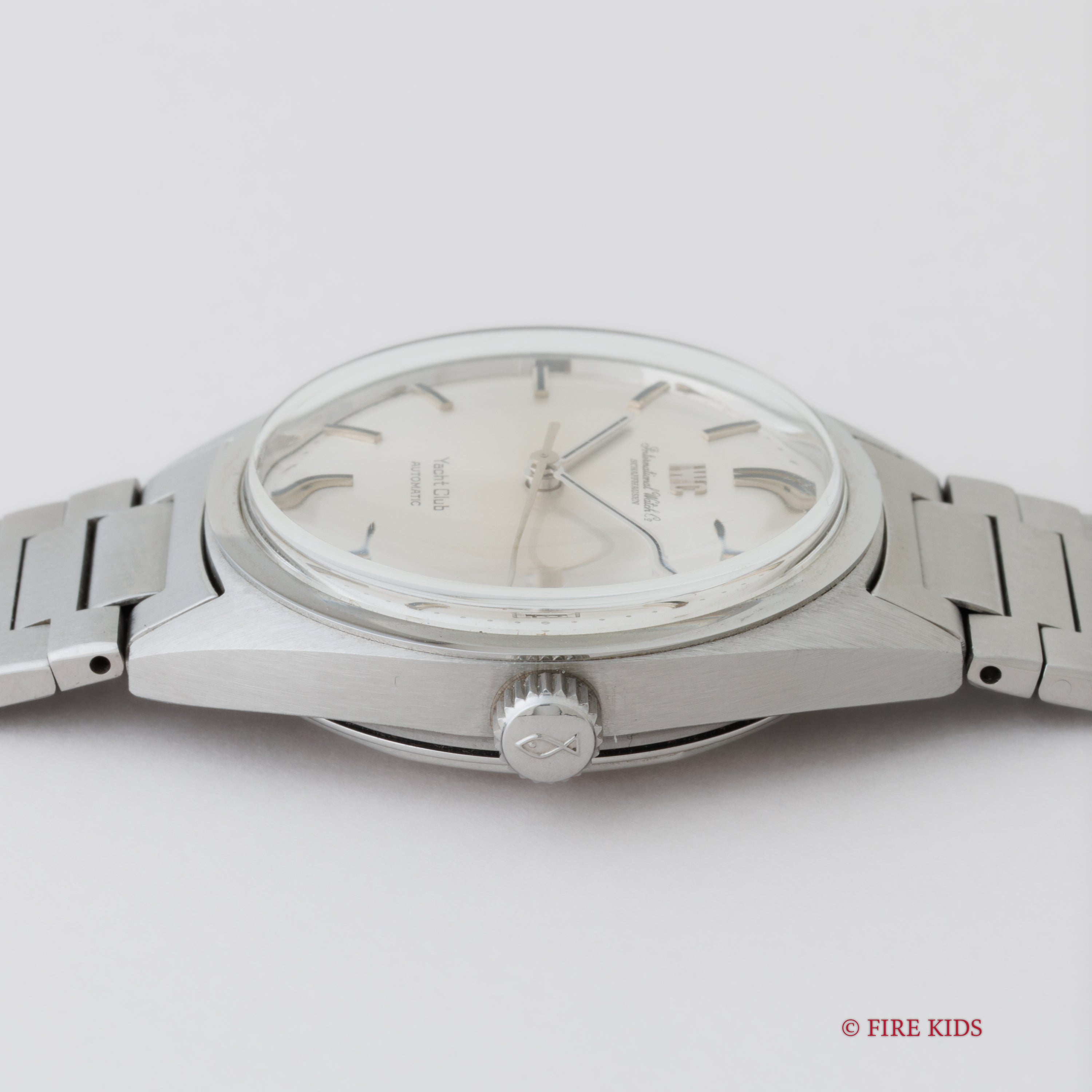 IWC ヨットクラブ 1979年製 ペラトン式自動巻き Cal.8541B 純正ブレス付き 箱付き