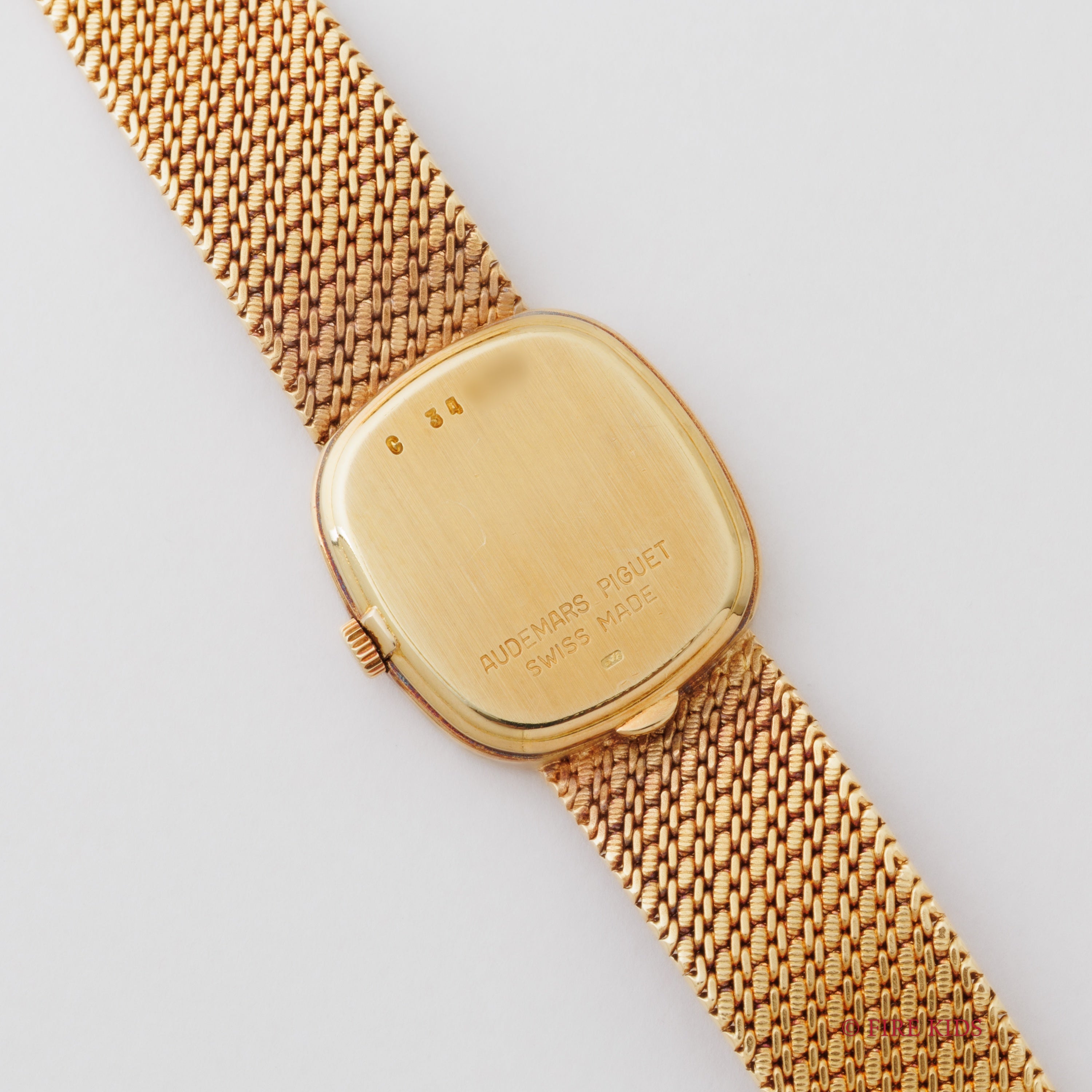 オーデマ・ピゲ 1980年代製 18金無垢イエローゴールド レディース ダイヤ 純正金無垢ブレス、箱、ギャラ付き