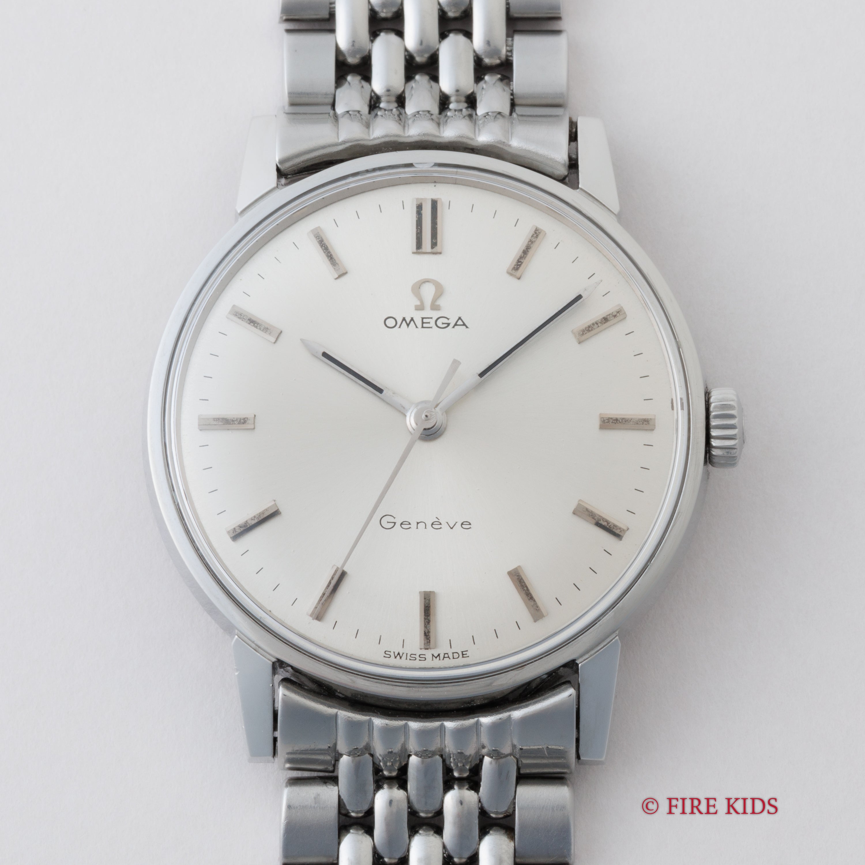 オメガ ジュネーブ ラウンドケース 1967年製 手巻き ノンデイト Ref.135.011 純正ライスブレス