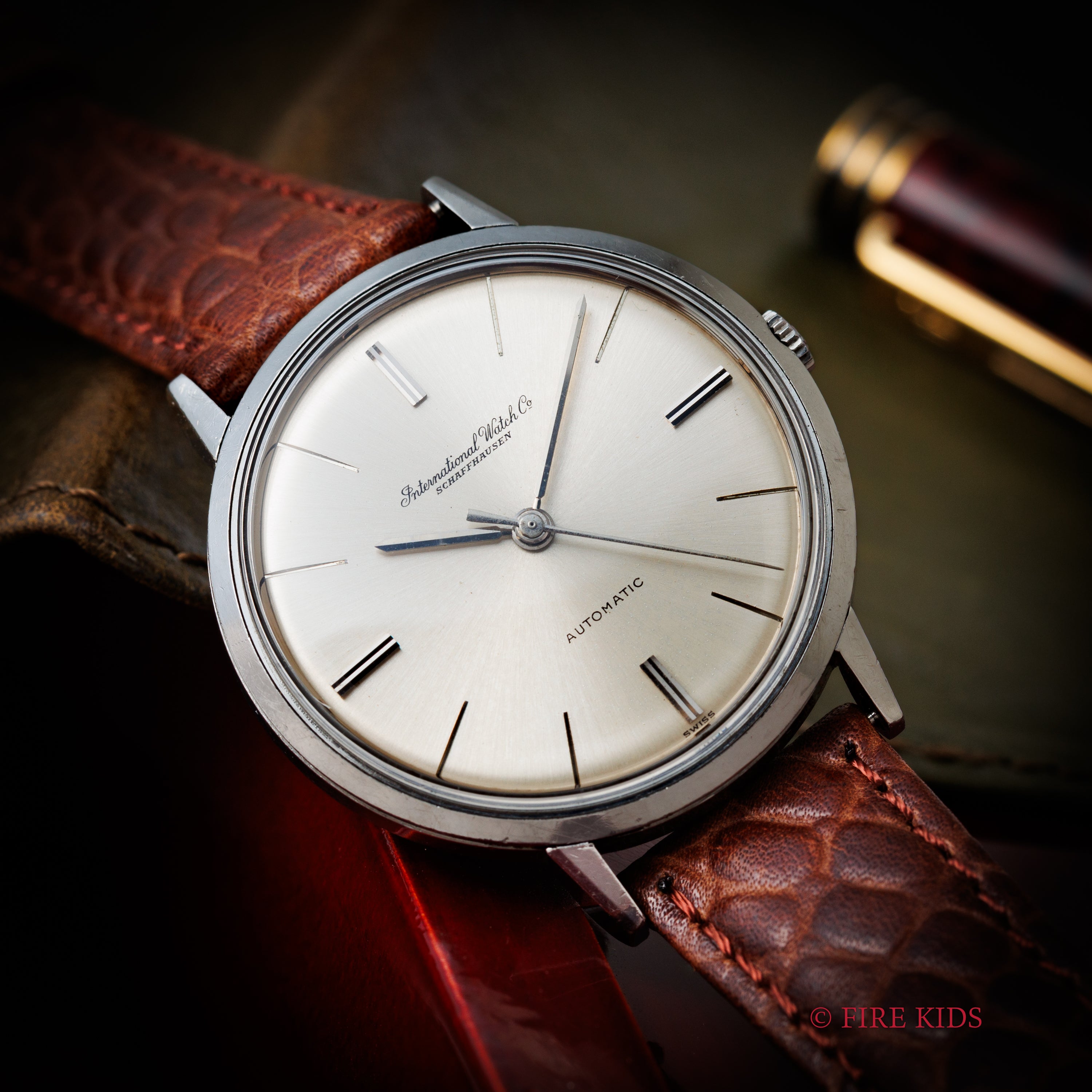 IWC 1963年製 ラウンドケース Ref.603A ペラトン式自動巻 Cal.853 ノンデイト お魚リューズ