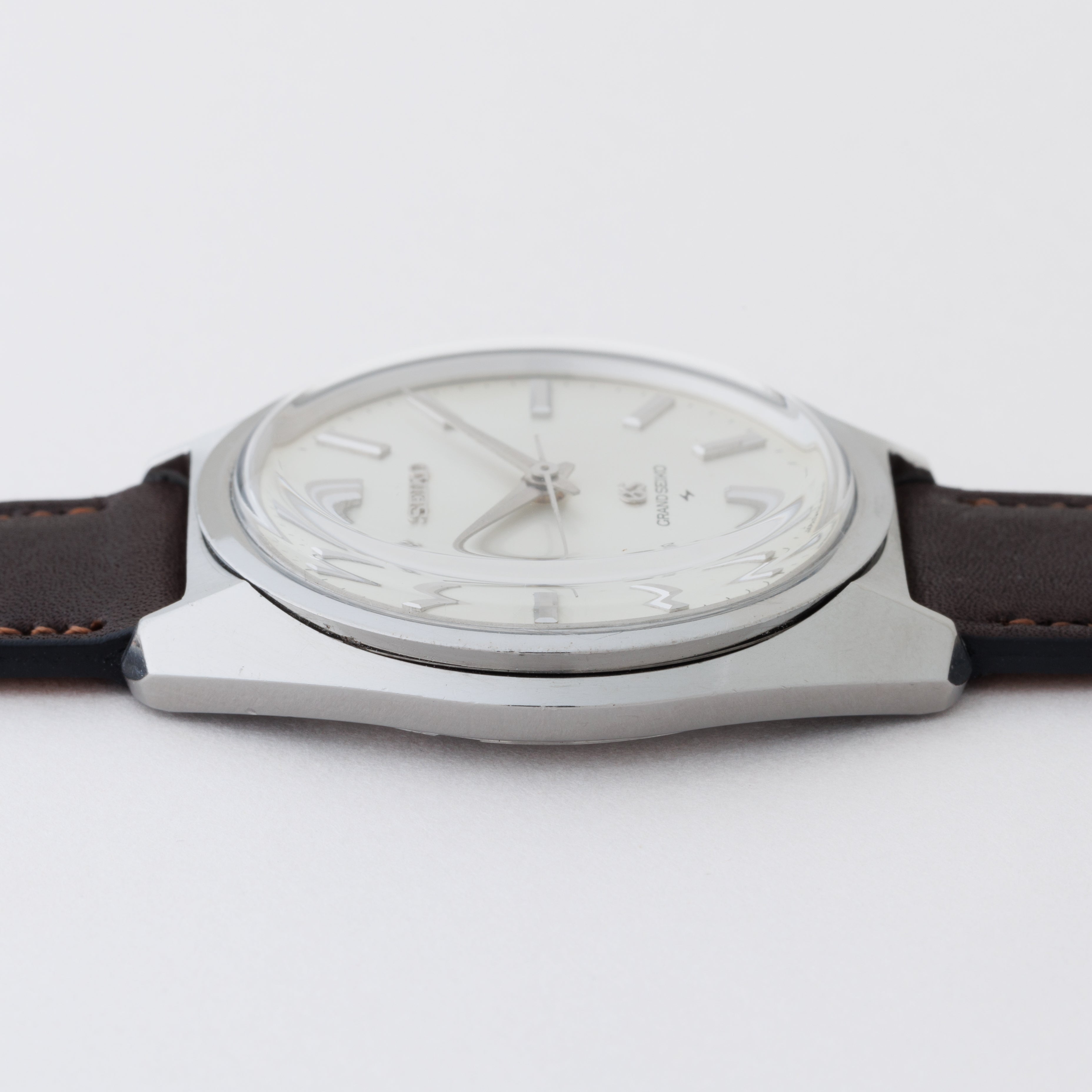 グランドセイコー 1968年製 Ref.4420-9000 44GS 後期 箱、証明書付き