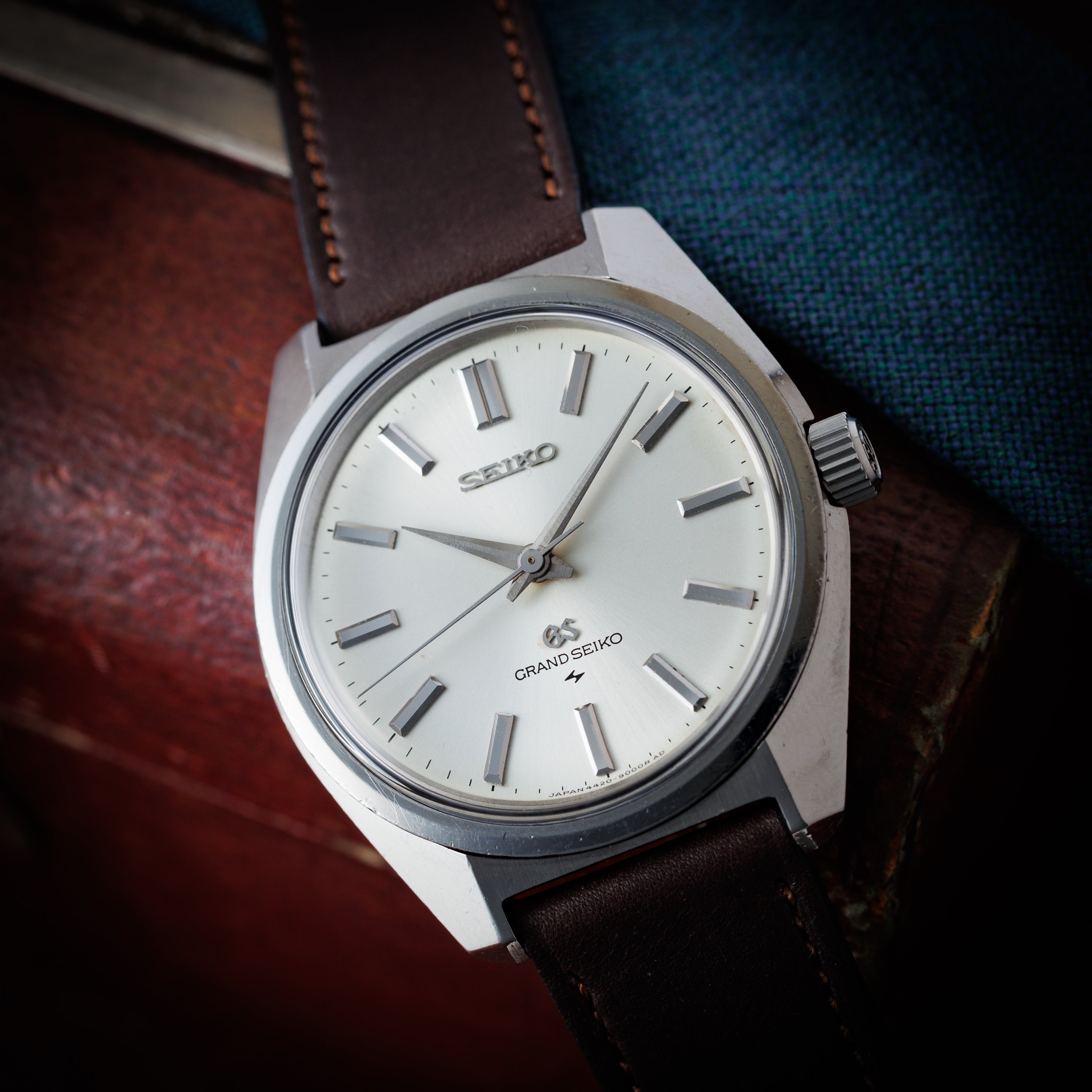 グランドセイコー 1968年製 Ref.4420-9000 44GS 後期 箱、証明書付き