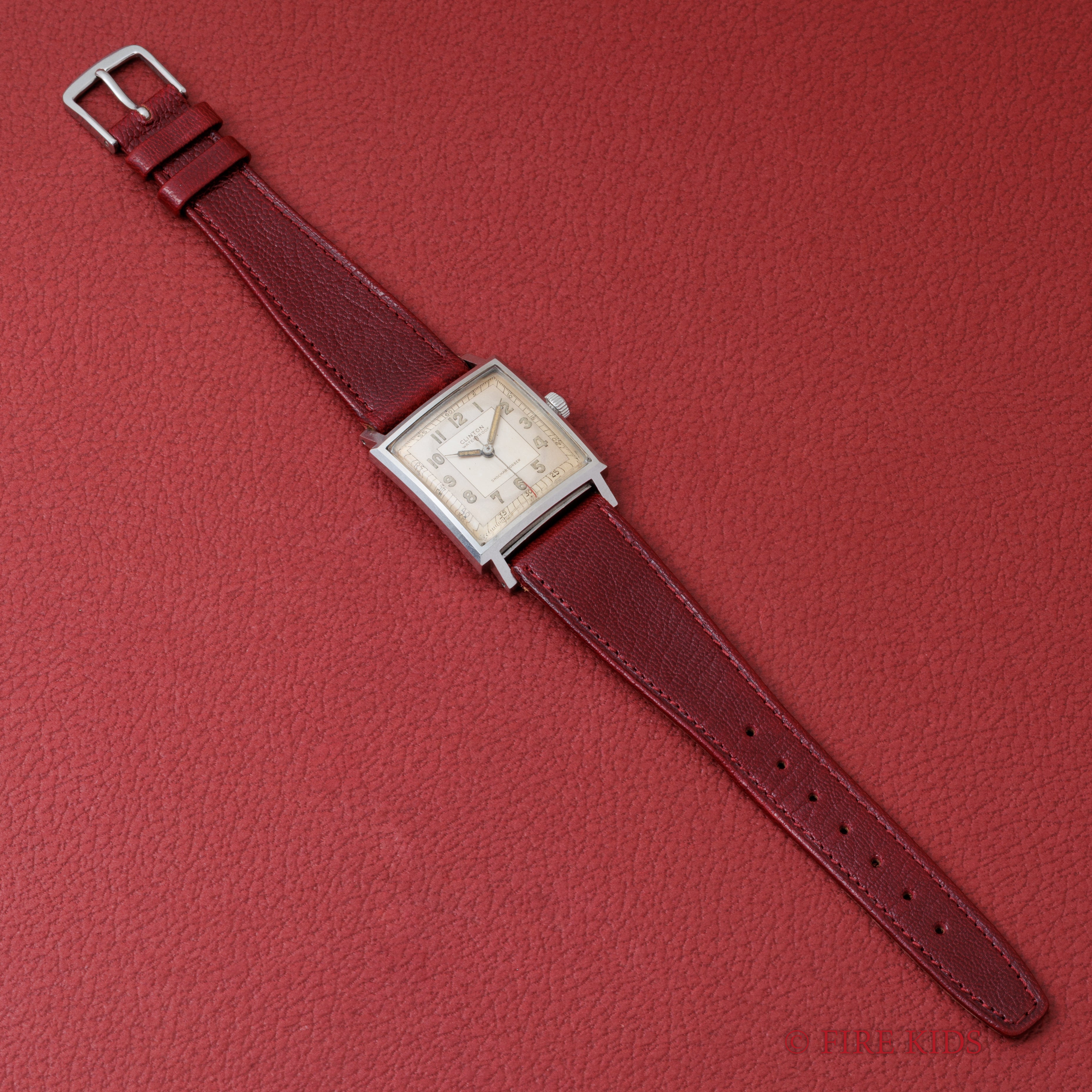 クリントン スクエア型 クラムシェルケース 手巻き 1940年代 Ref.30