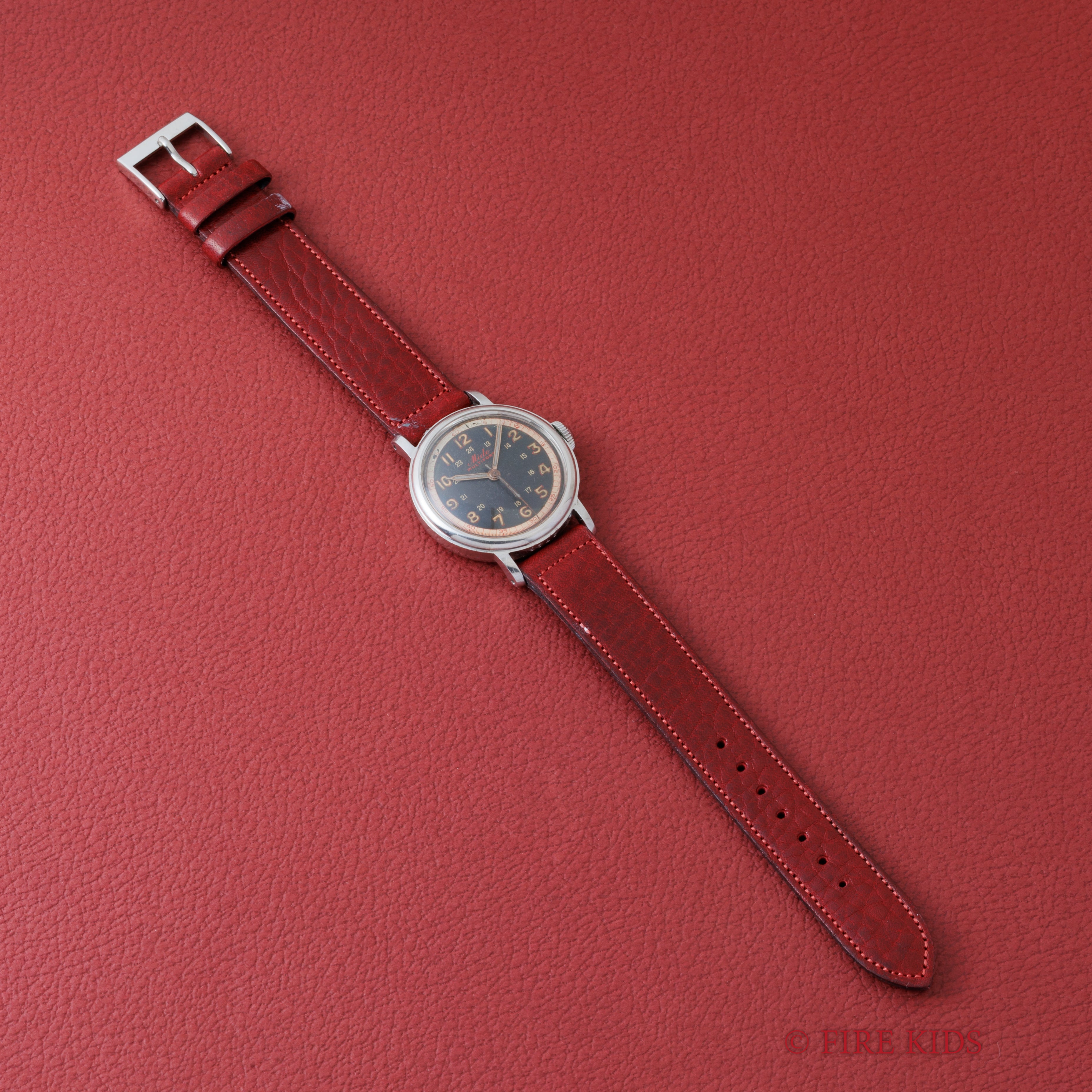 ミドー マルチフォート 33㎜ラージケース ブラックマジェスティックダイヤル 1940年代 手巻き