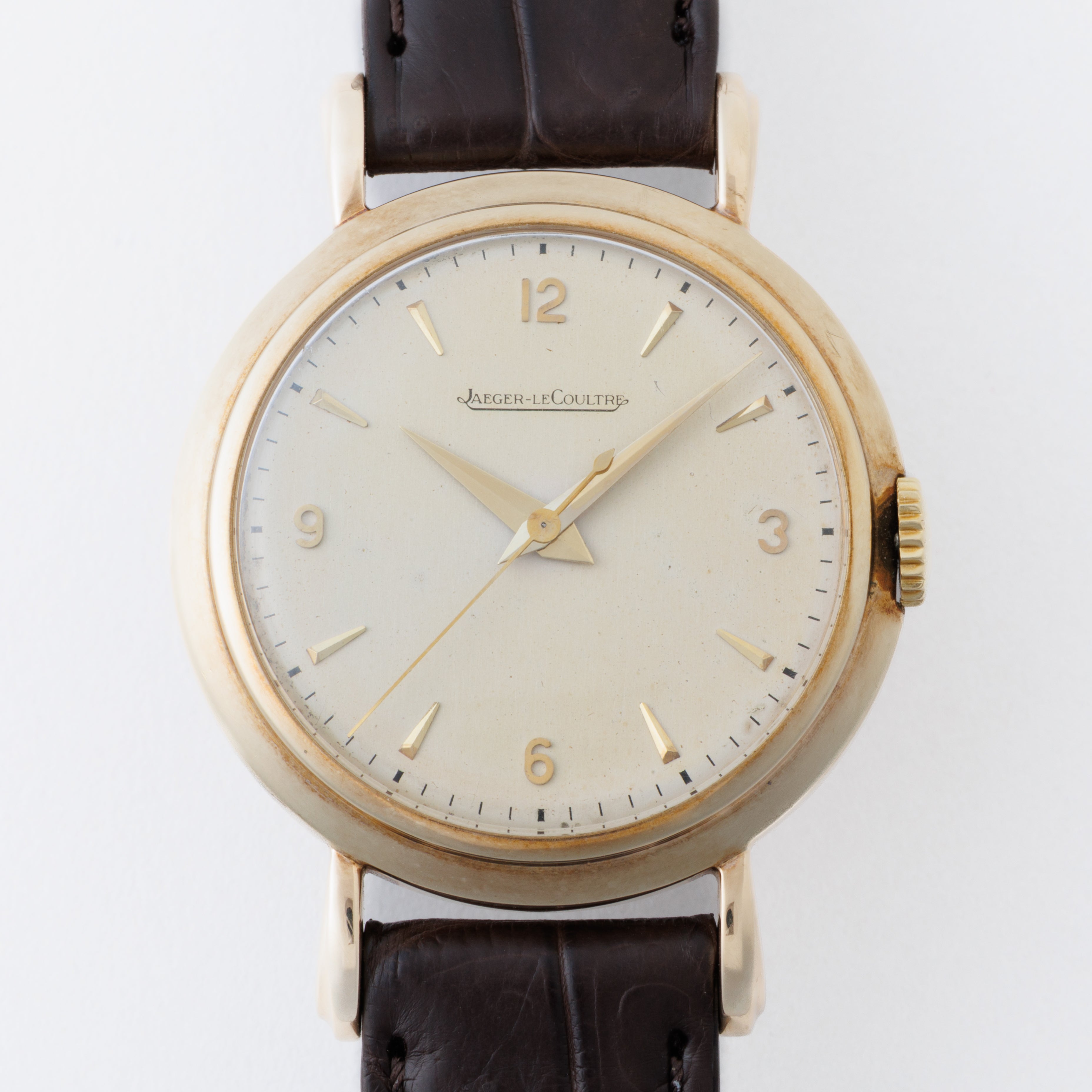 ジャガー・ルクルト 9金無垢イングランドケース ティアドロップラグ 1950年代製 手巻き Cal.P4781C