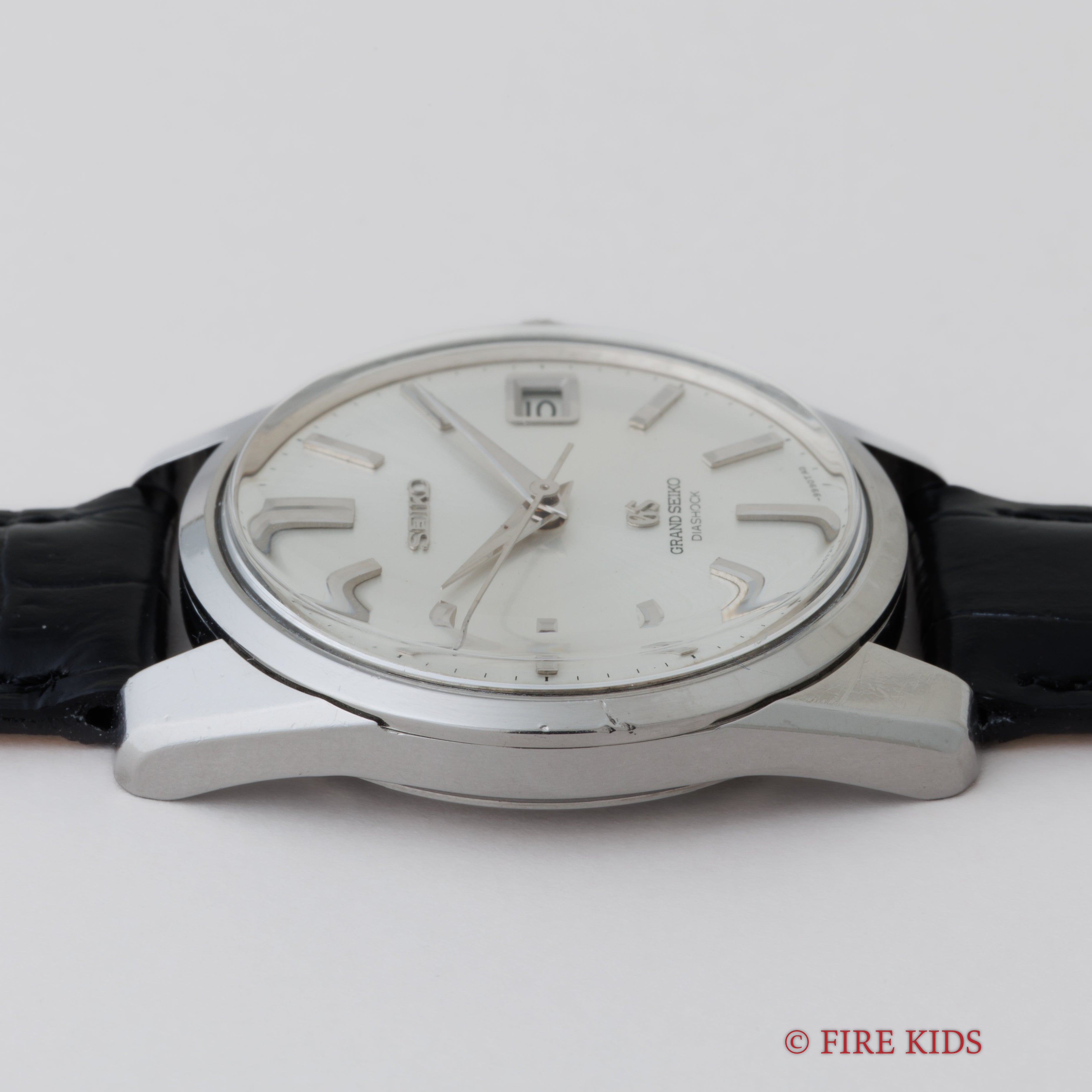 グランドセイコー セカンドモデル後期 1966年製 5722-9990 57GS セルフデーター ロービート手巻