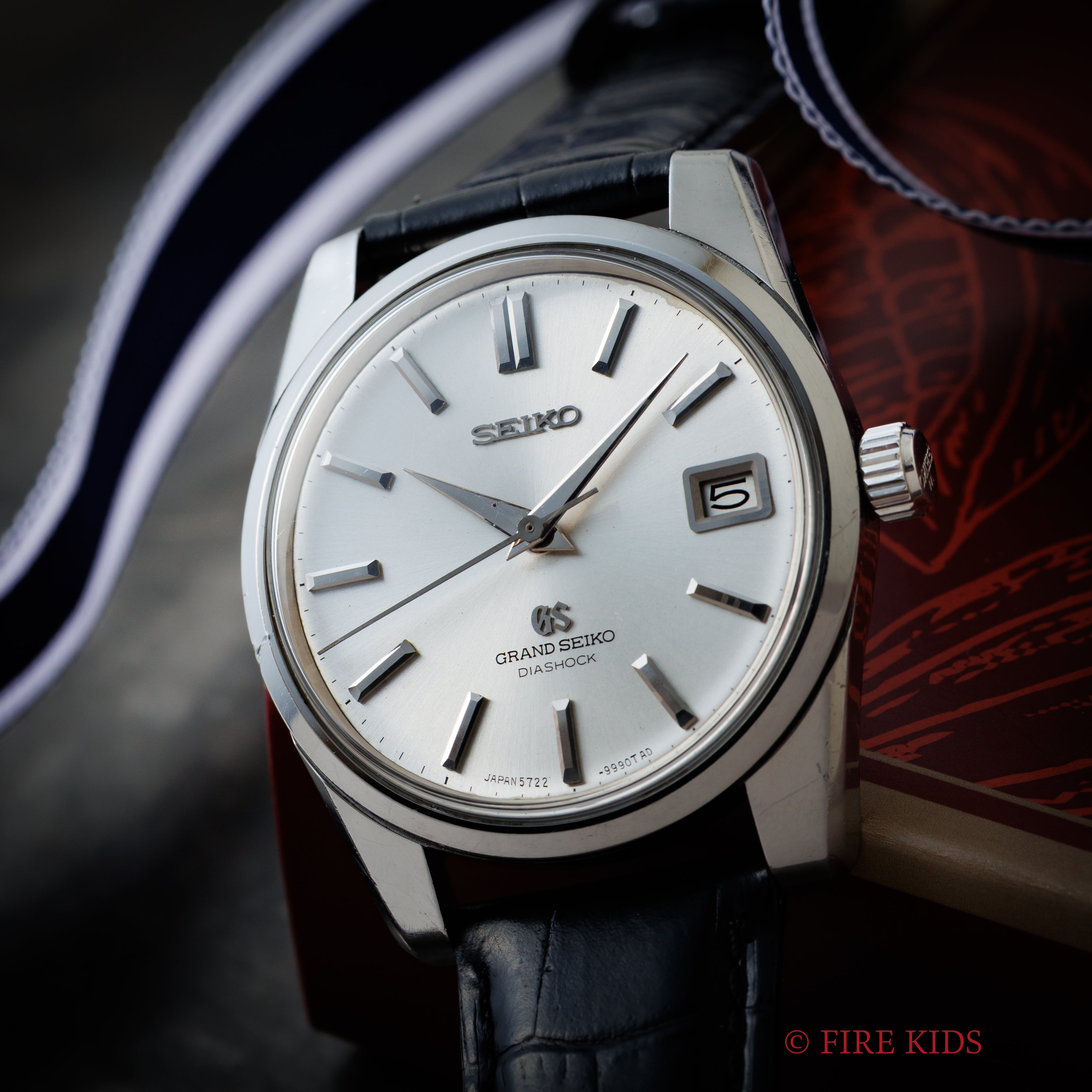 グランドセイコー セカンドモデル後期 1966年製 5722-9990 57GS セルフデーター ロービート手巻