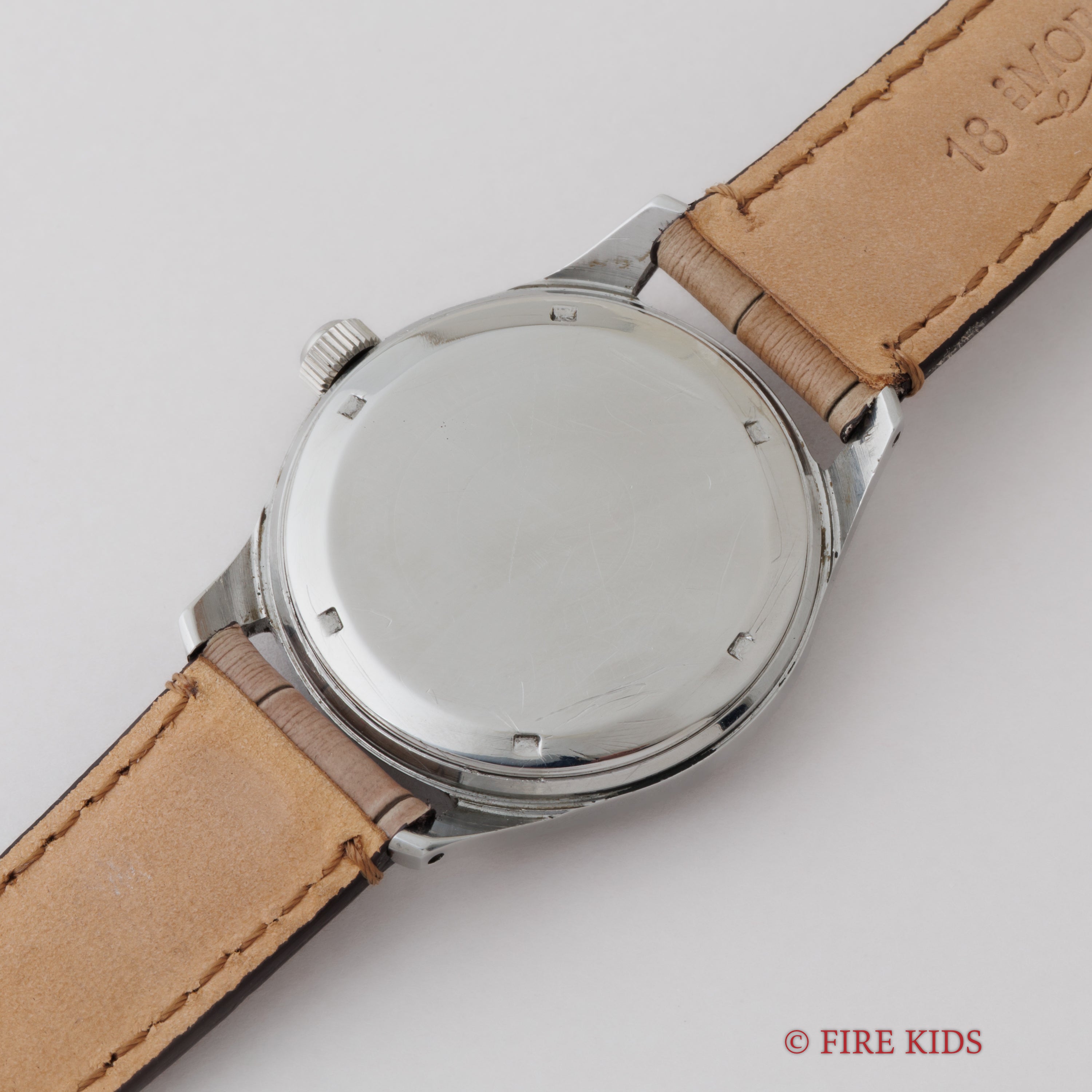 シチズン パラウォーター グッピー 1960年代製 ブラックダイヤル アローハンド 手巻き